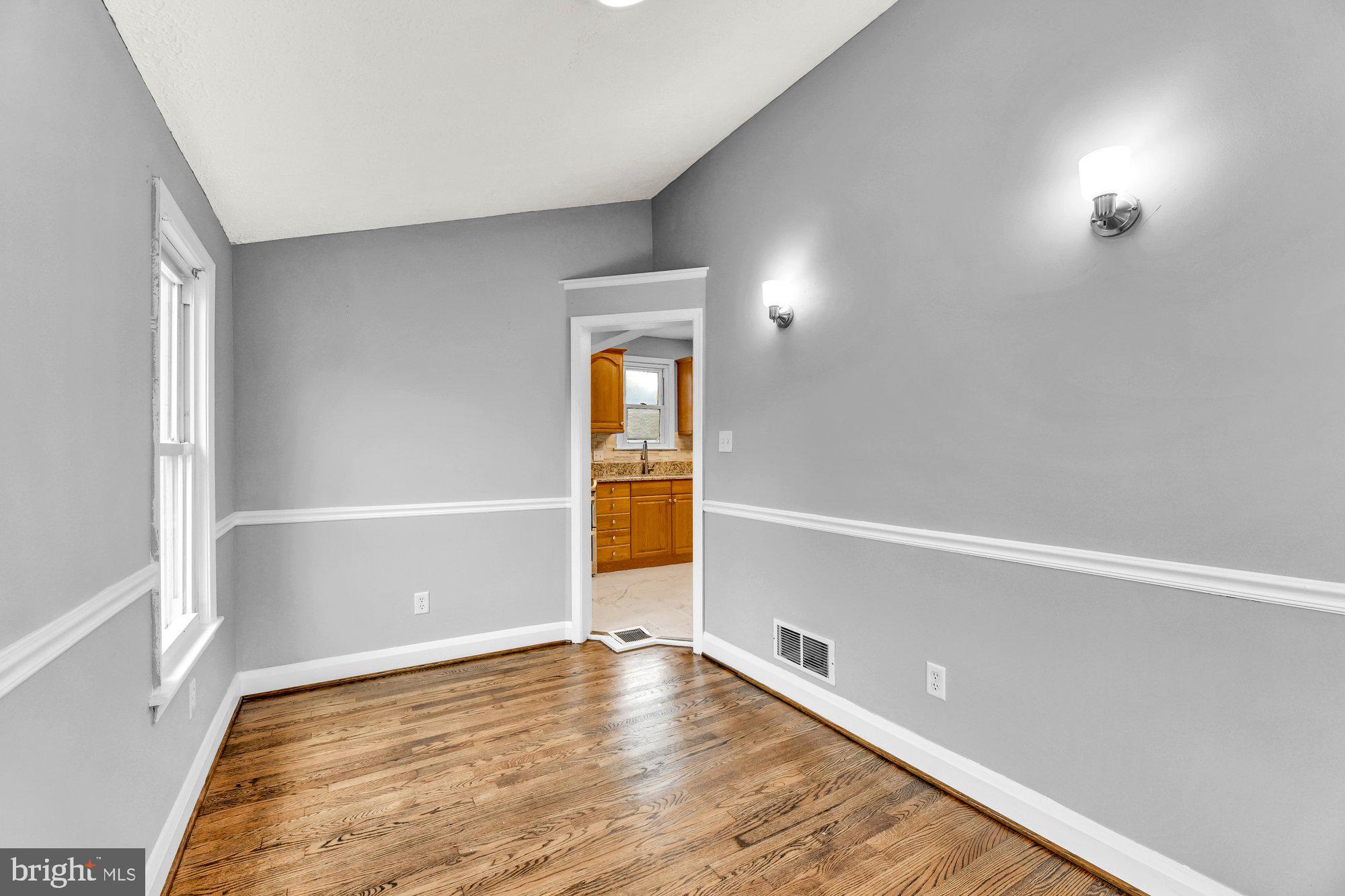 HOLABIRD PARK - Residential