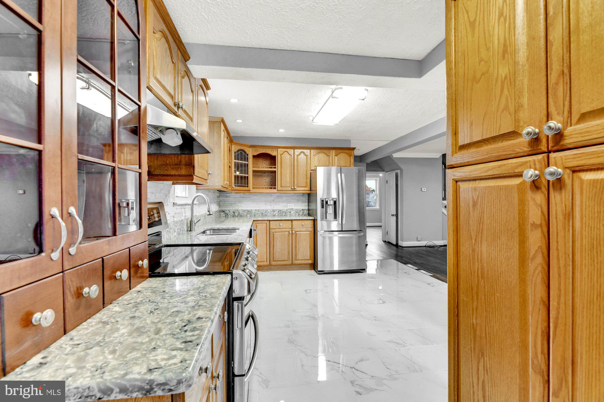 HOLABIRD PARK - Residential