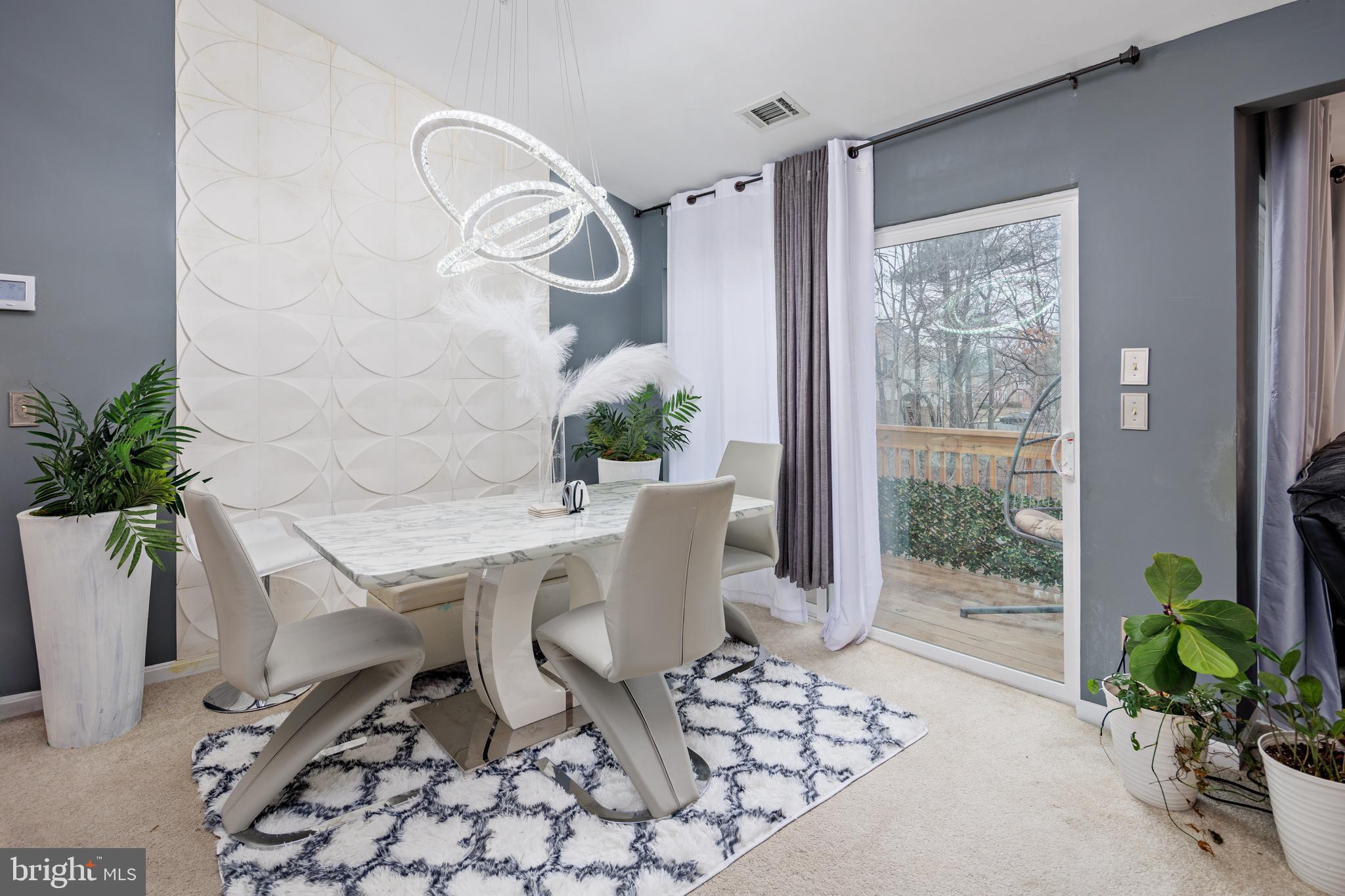 OAK LEAF VILLAS - Residential