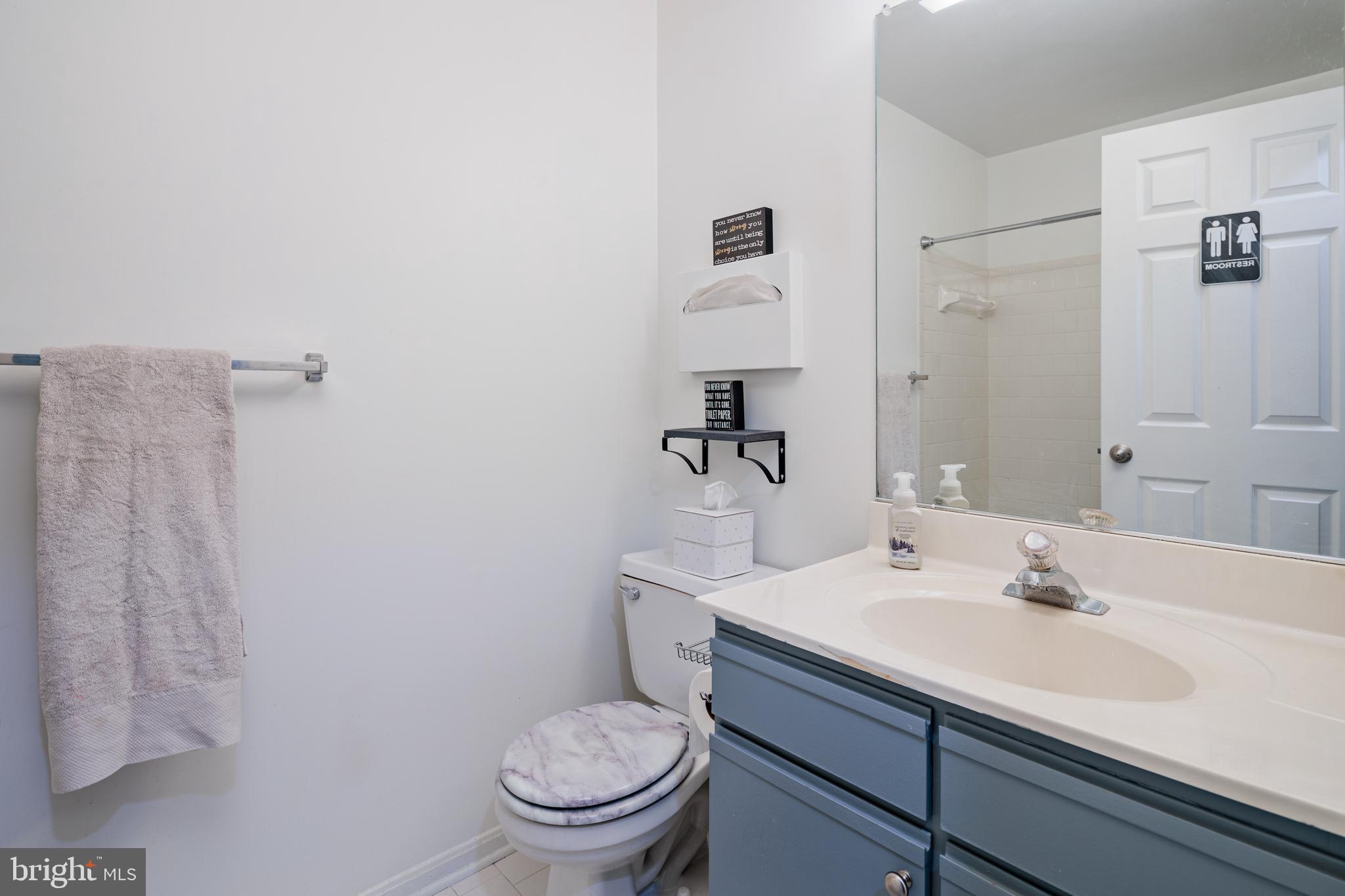 OAK LEAF VILLAS - Residential