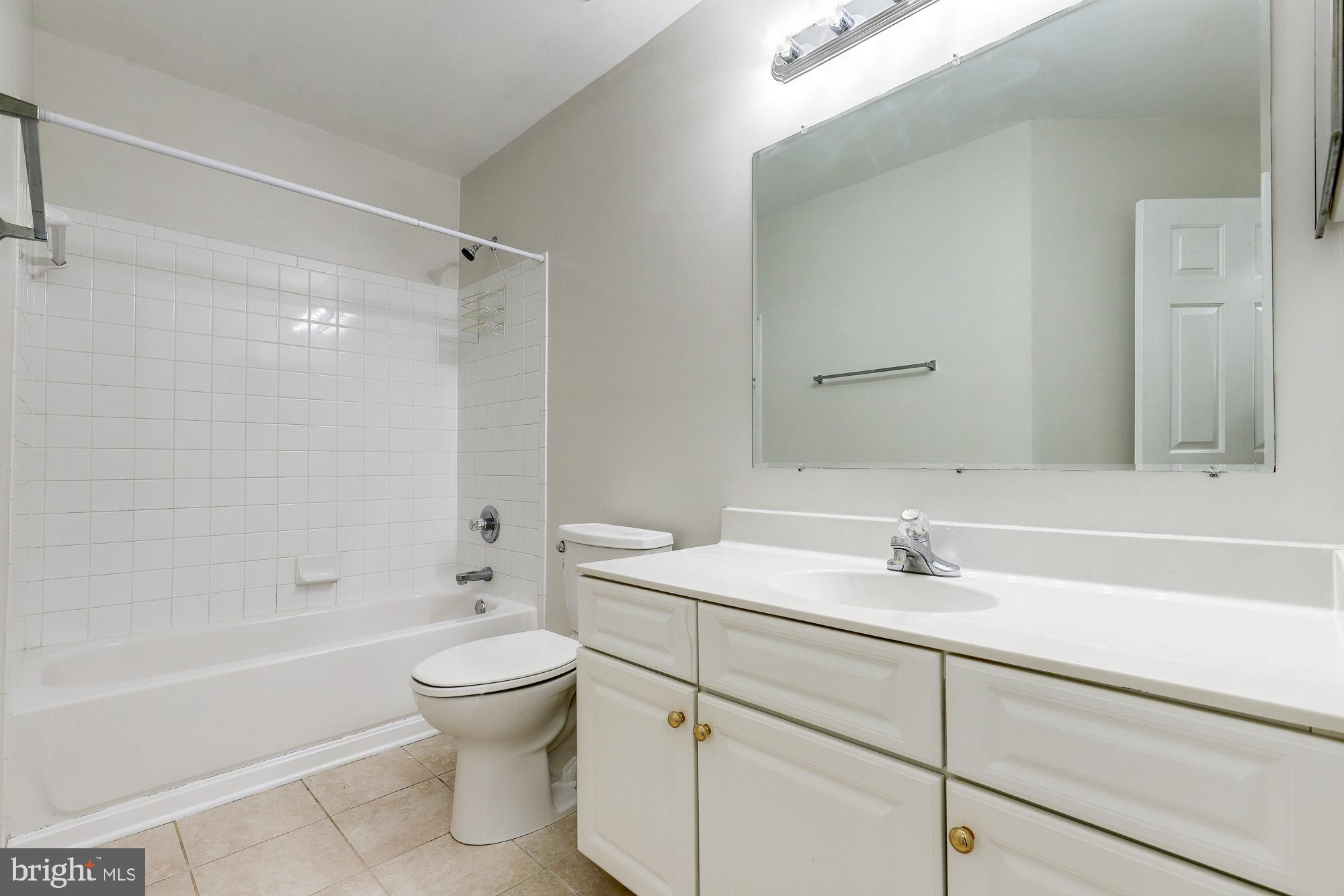 PARK RIDGE - Residential Lease