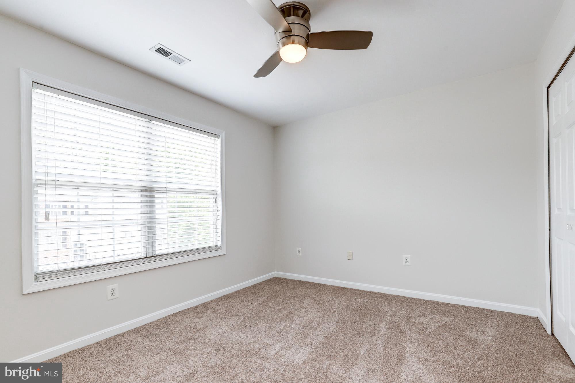 PARK RIDGE - Residential Lease