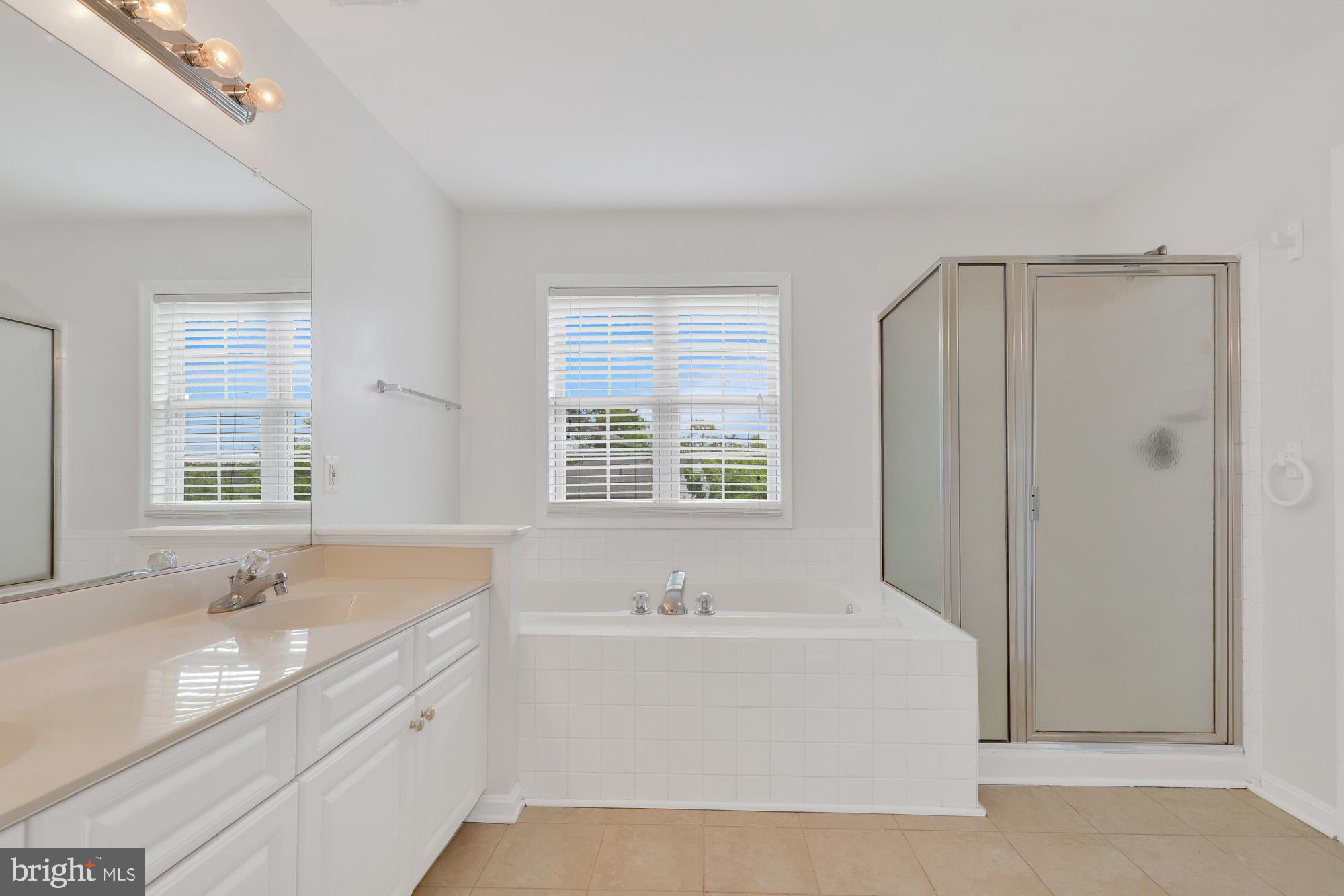 PARK RIDGE - Residential Lease