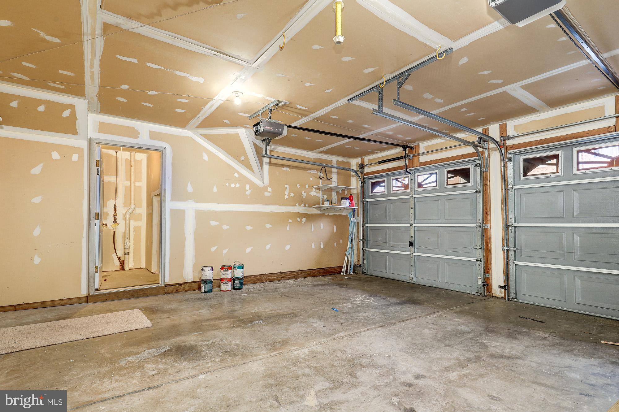 PARK RIDGE - Residential Lease