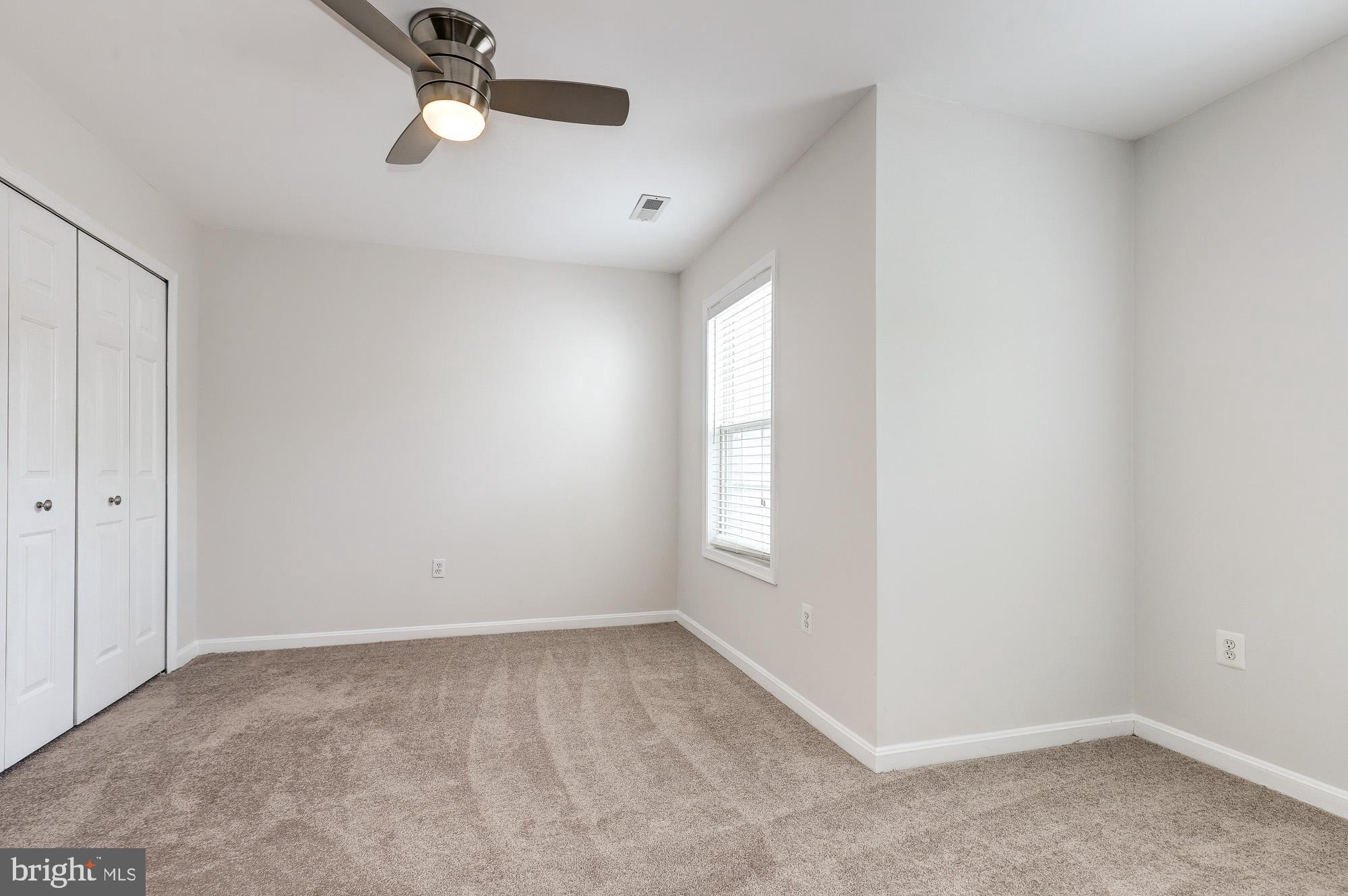 PARK RIDGE - Residential Lease