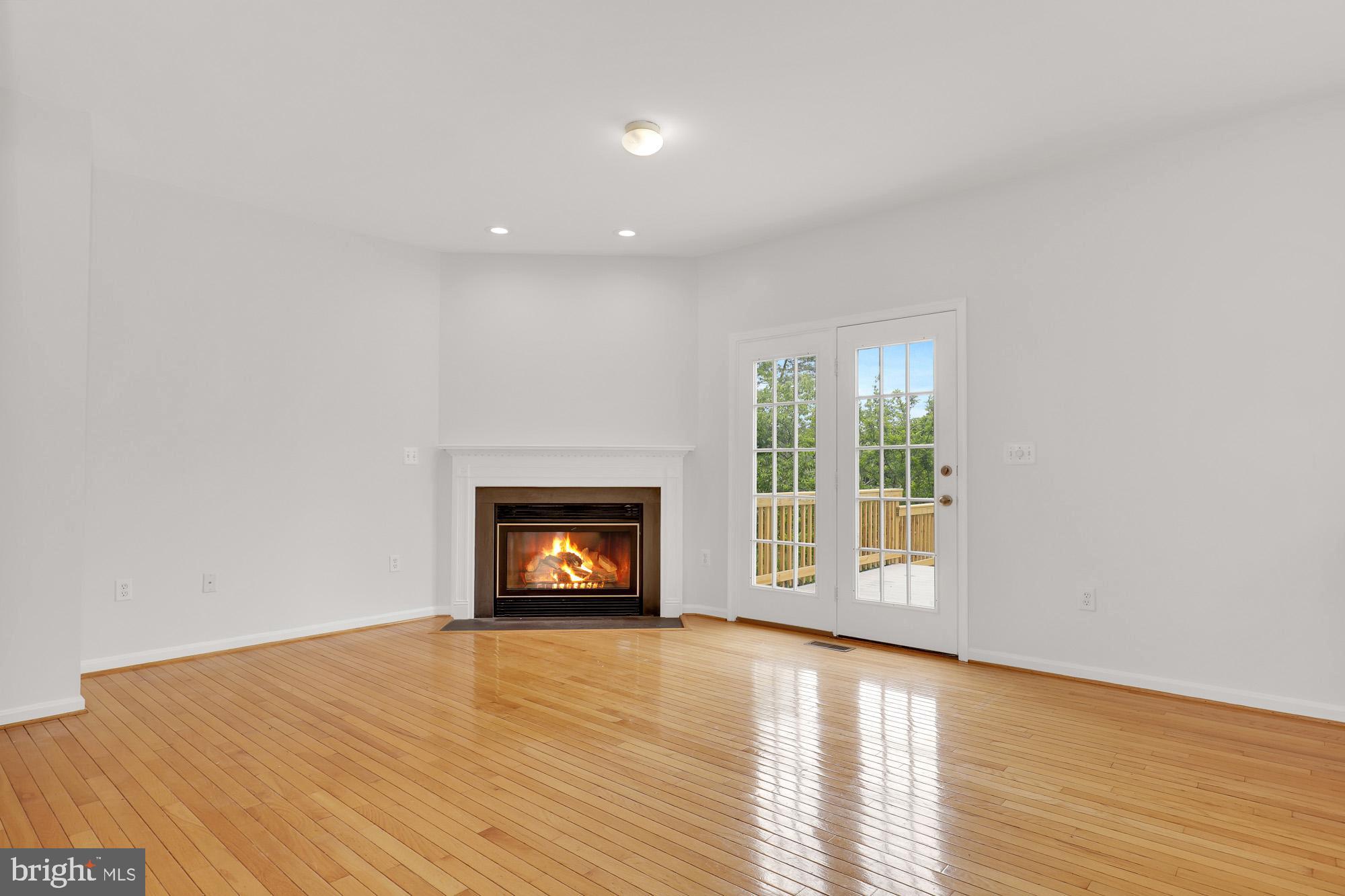 PARK RIDGE - Residential Lease