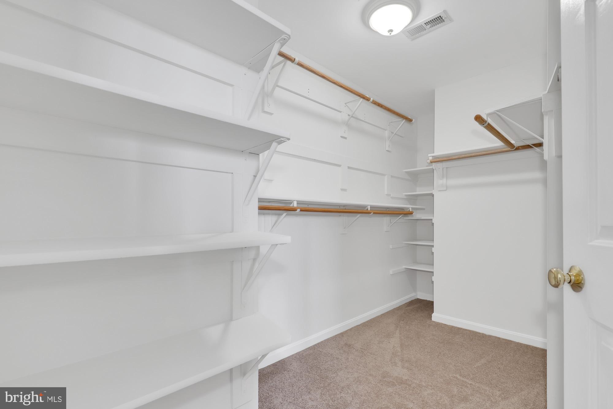 PARK RIDGE - Residential Lease