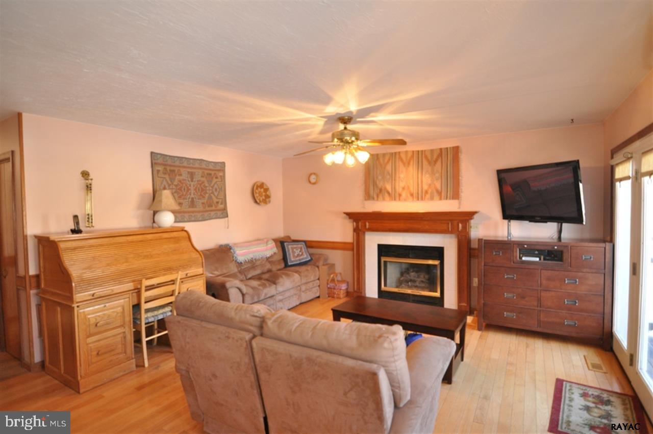 LEXINGTON - Residential