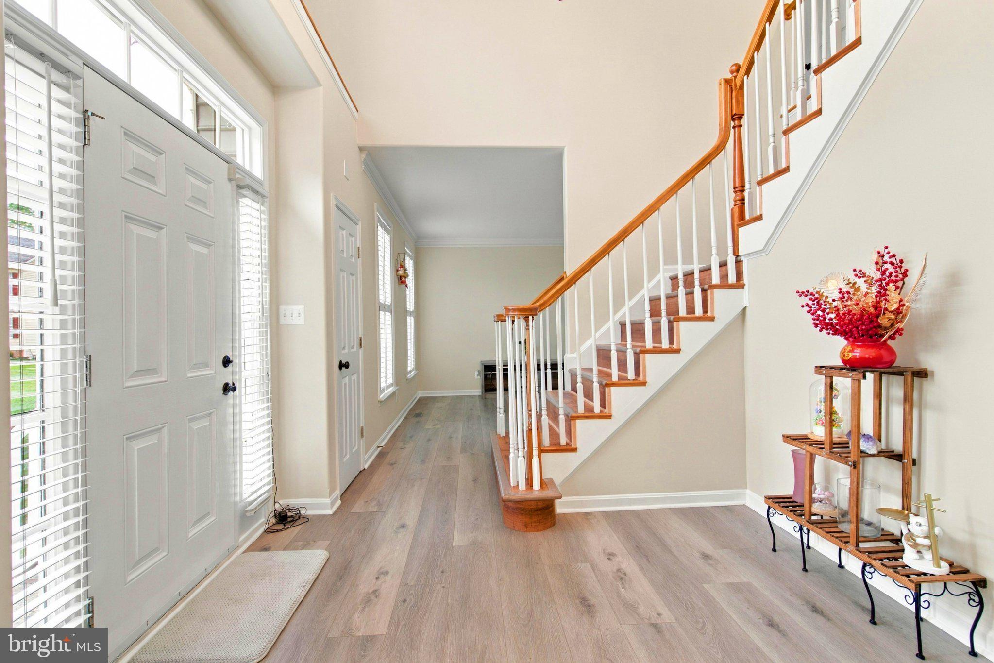 24 PEBBLE PLACE