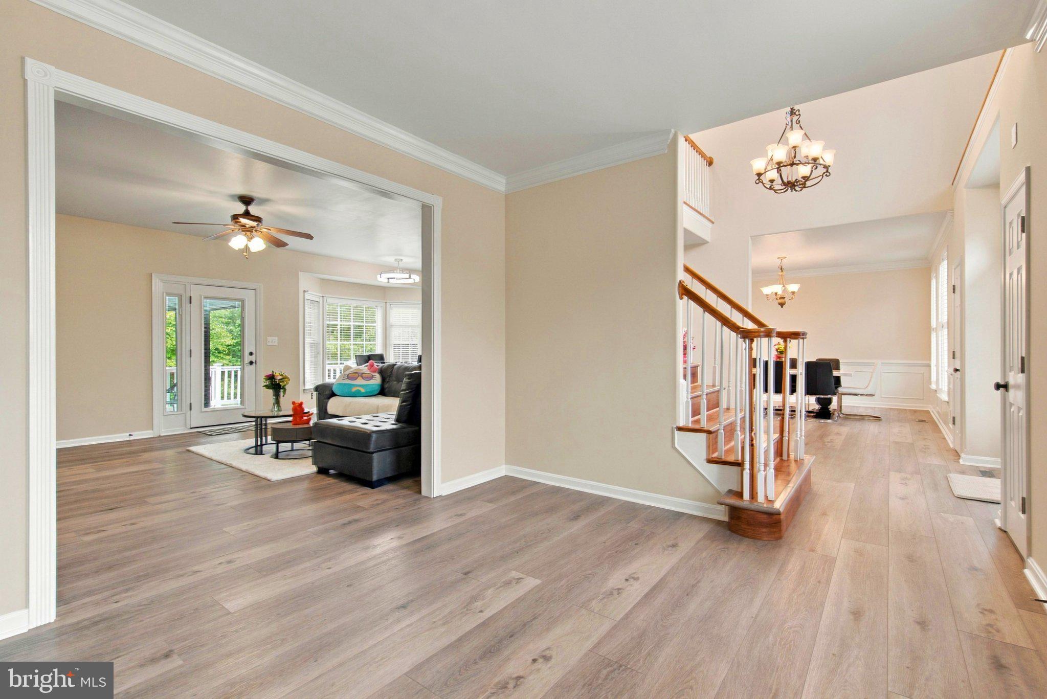24 PEBBLE PLACE