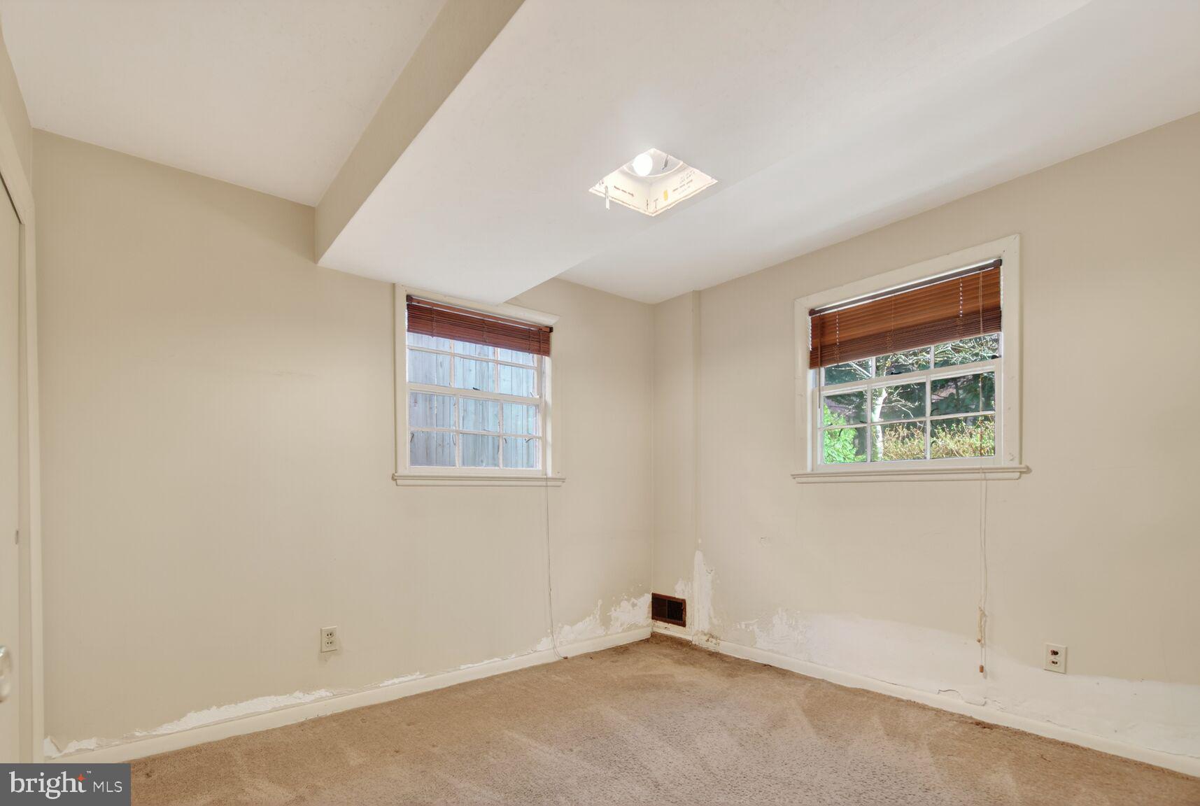 BARCROFT - Residential