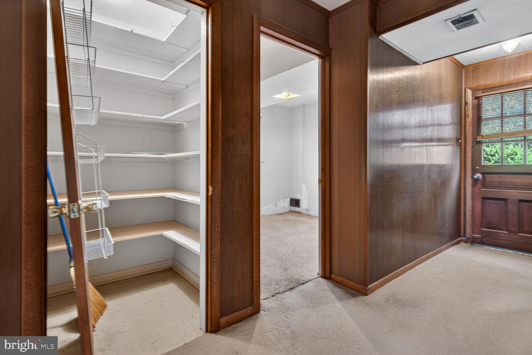 BARCROFT - Residential