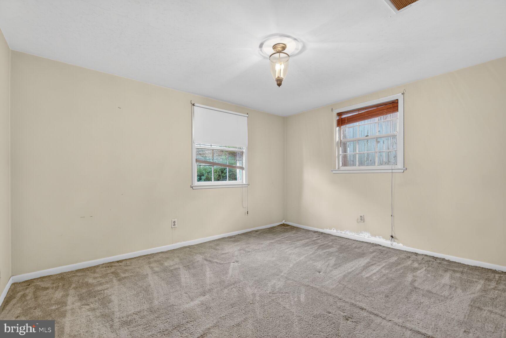 BARCROFT - Residential