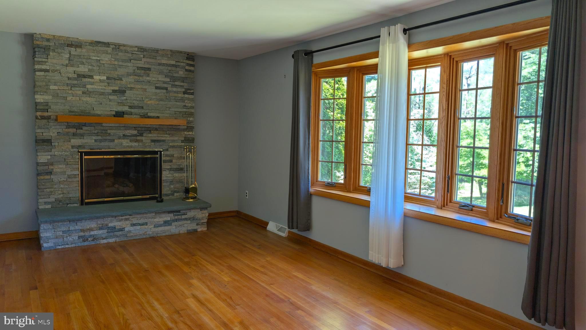 9 QUAIL WOOD COURT