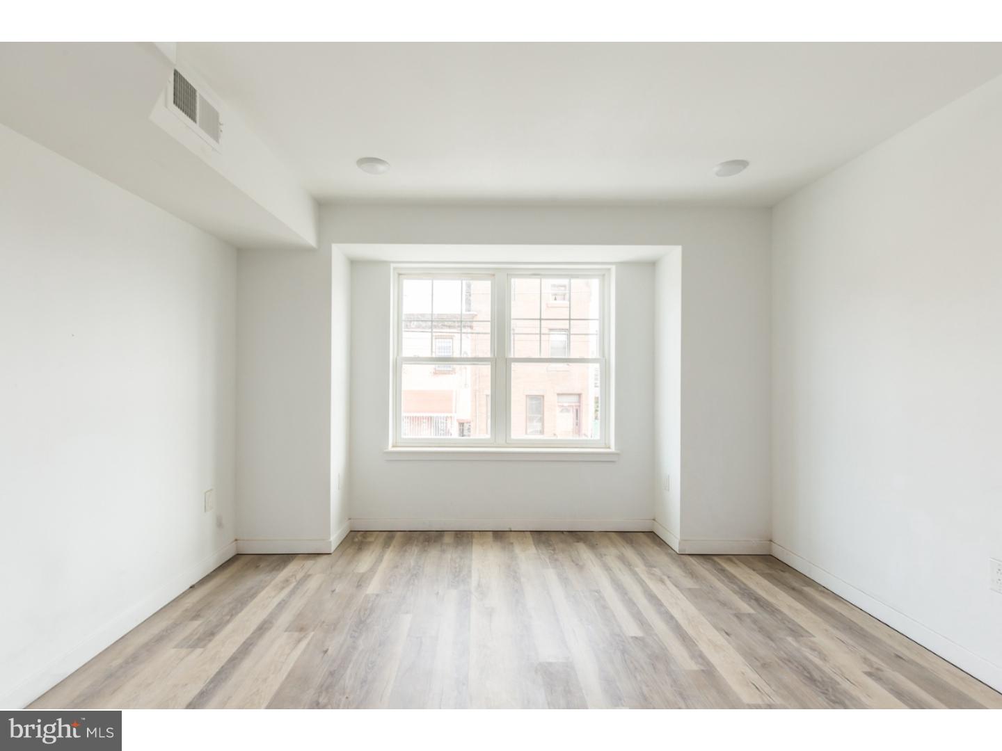 KENSINGTON - Residential Lease