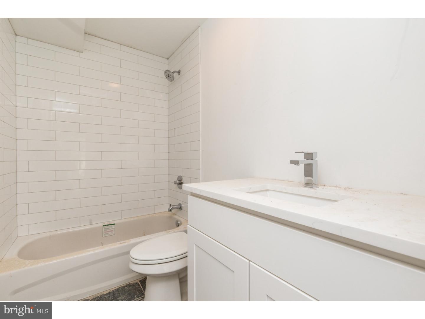 KENSINGTON - Residential Lease