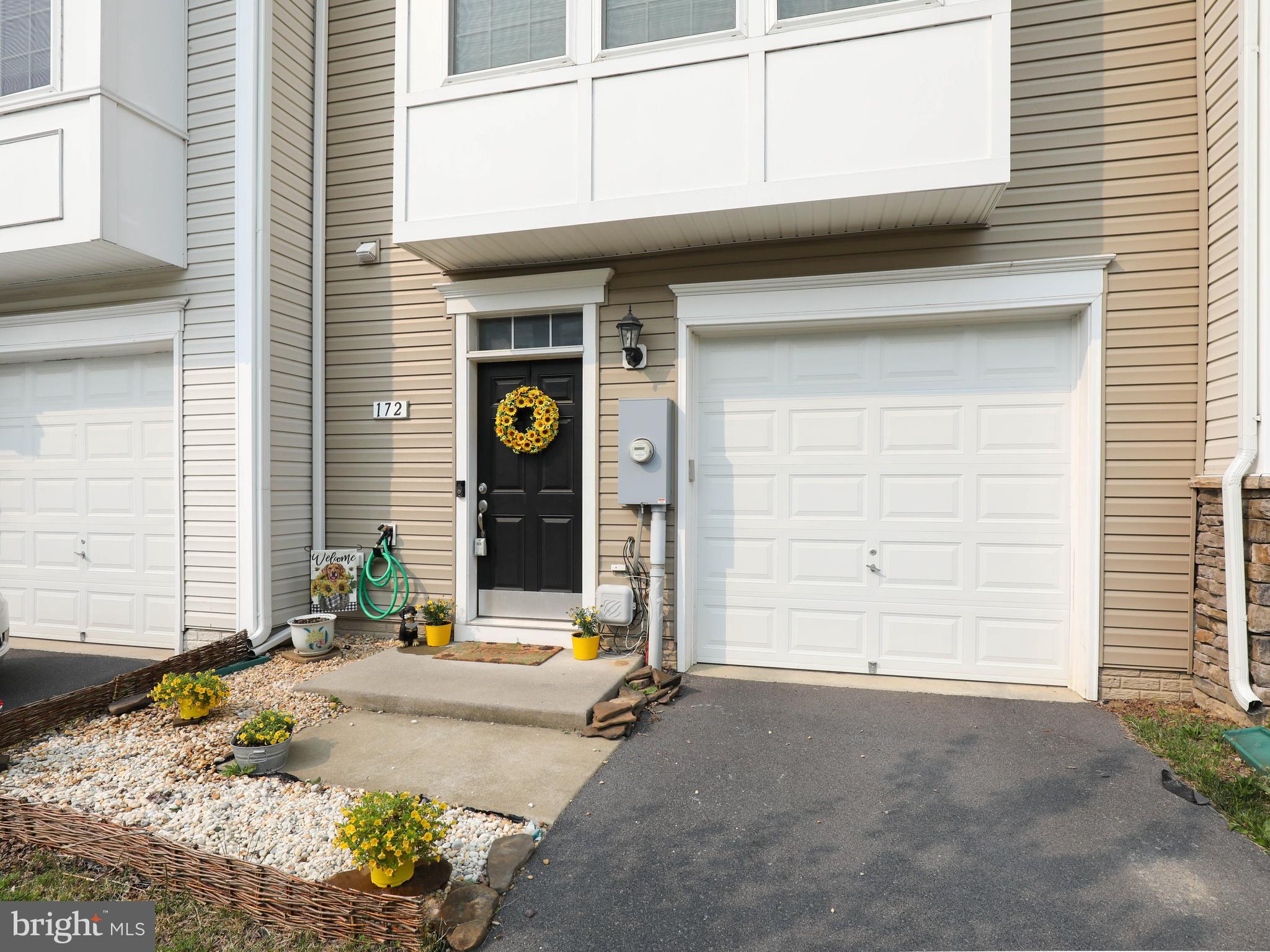 TOWNES OF TASKER - Residential