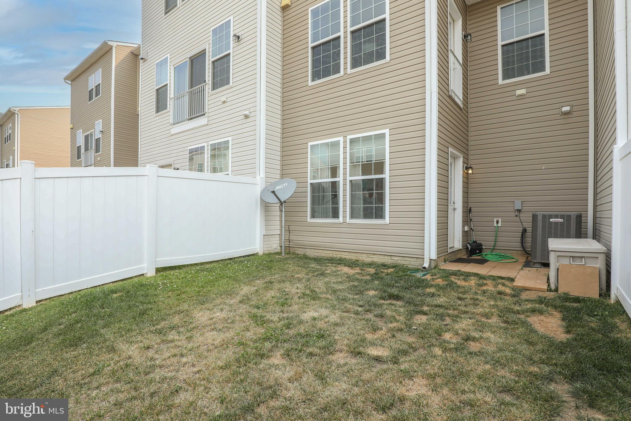 TOWNES OF TASKER - Residential