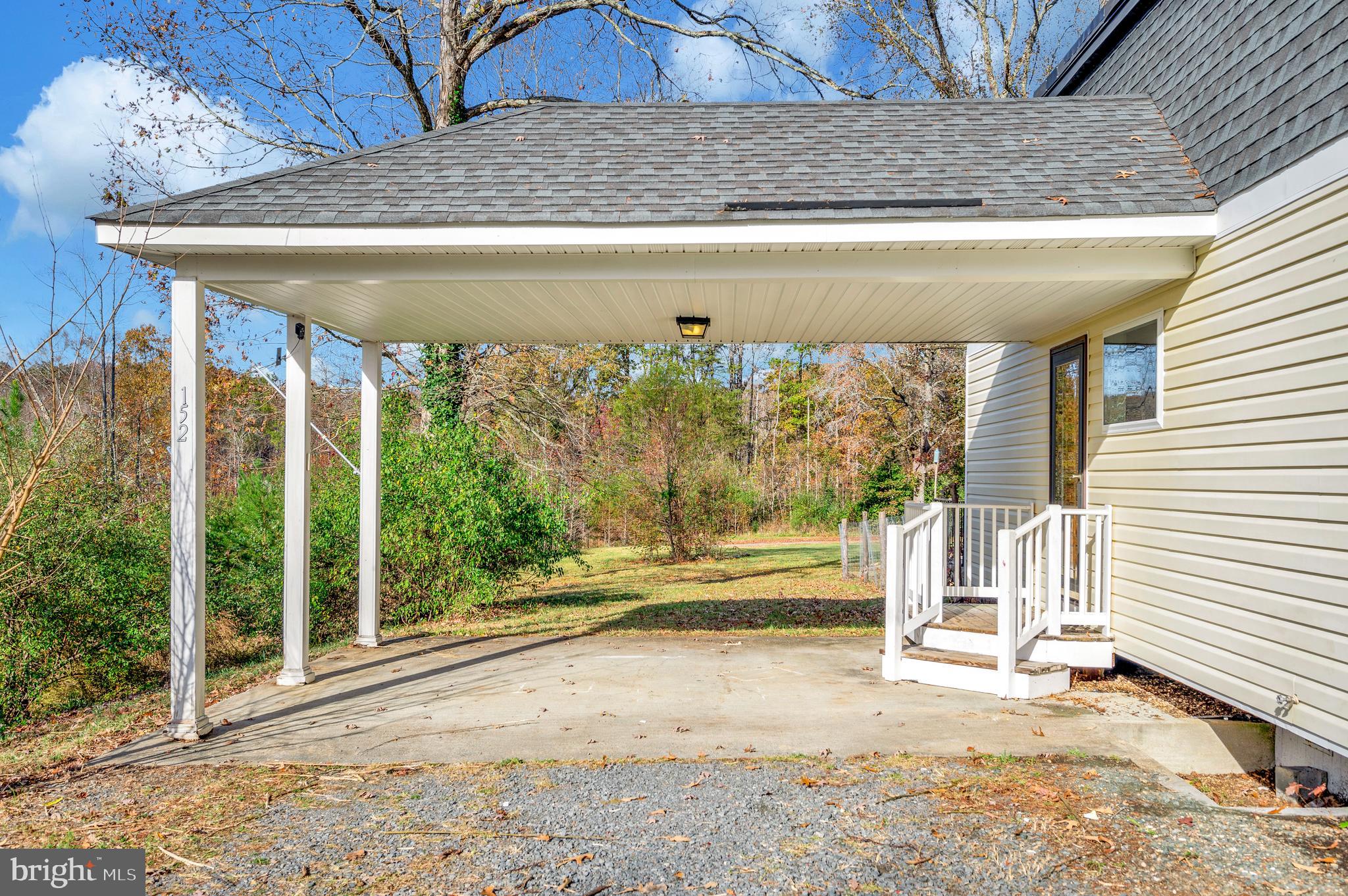 152 BAYS FARM DRIVE
