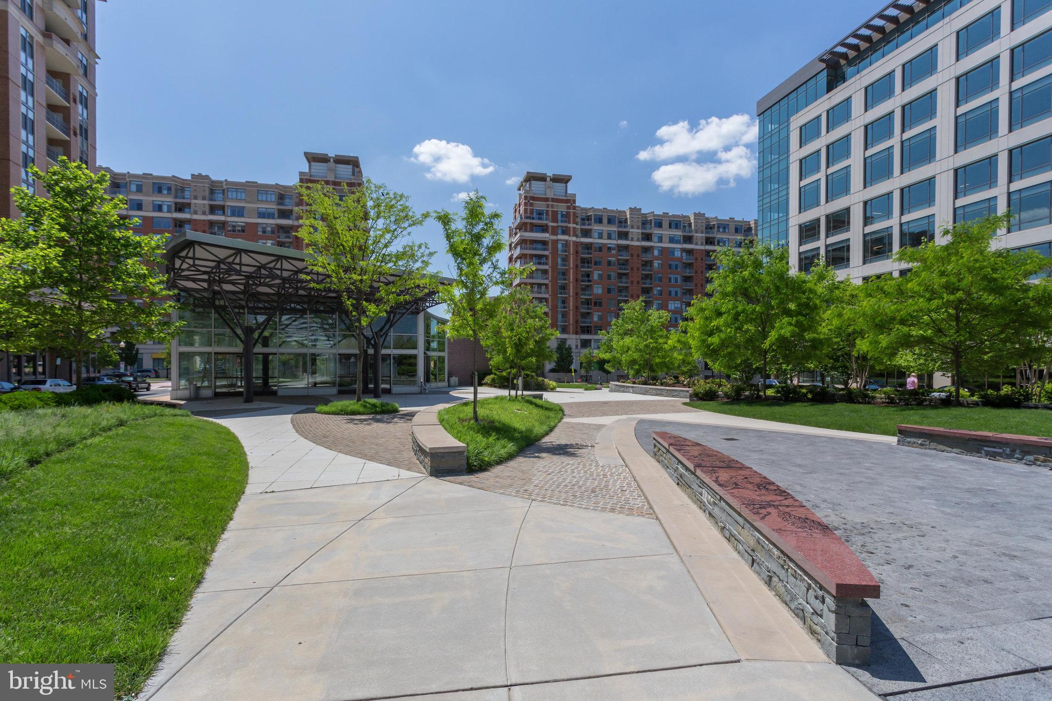 3600 S GLEBE ROAD 319W