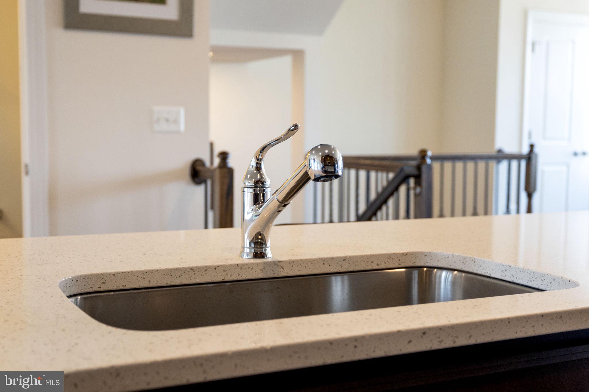 BRADLEY SQUARE - Residential