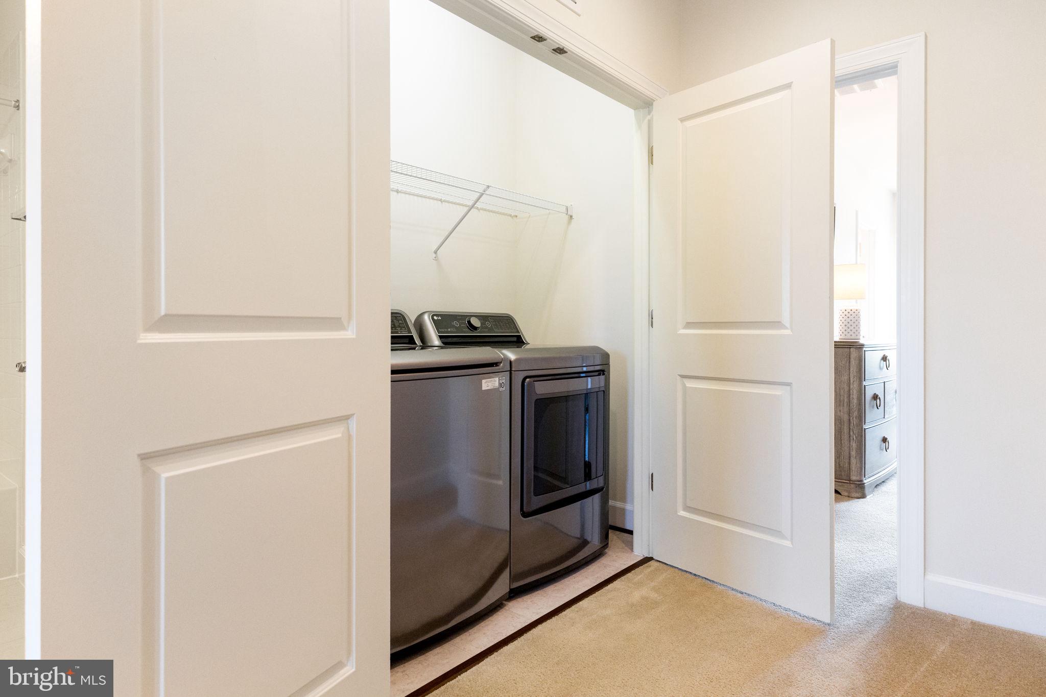 BRADLEY SQUARE - Residential