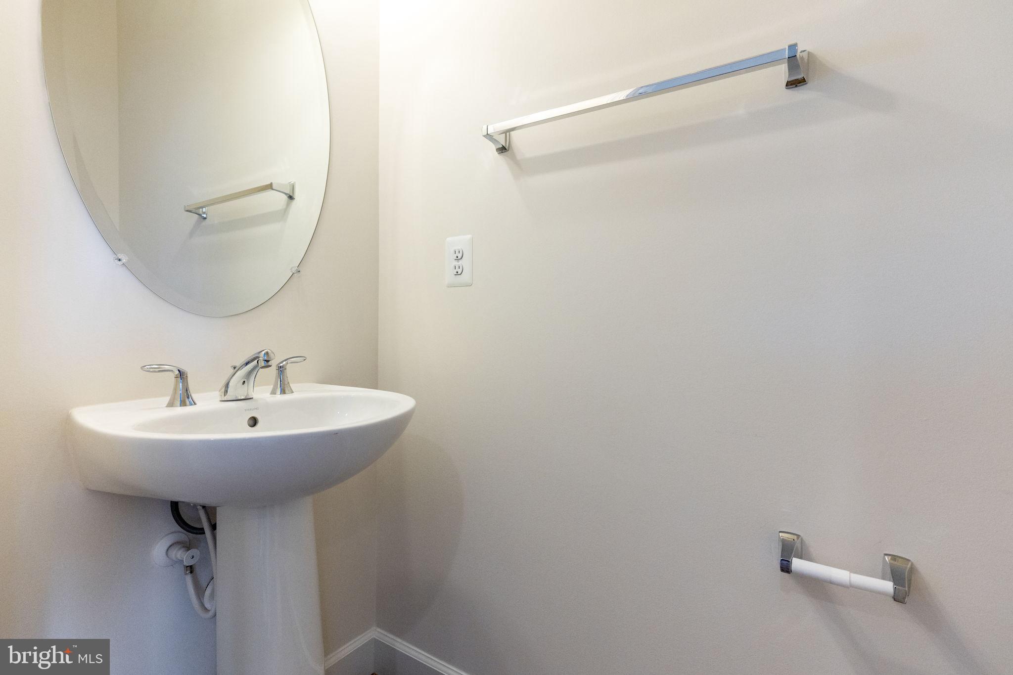 BRADLEY SQUARE - Residential