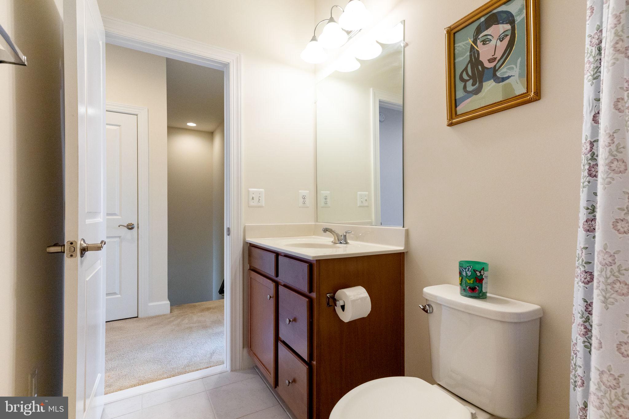 BRADLEY SQUARE - Residential