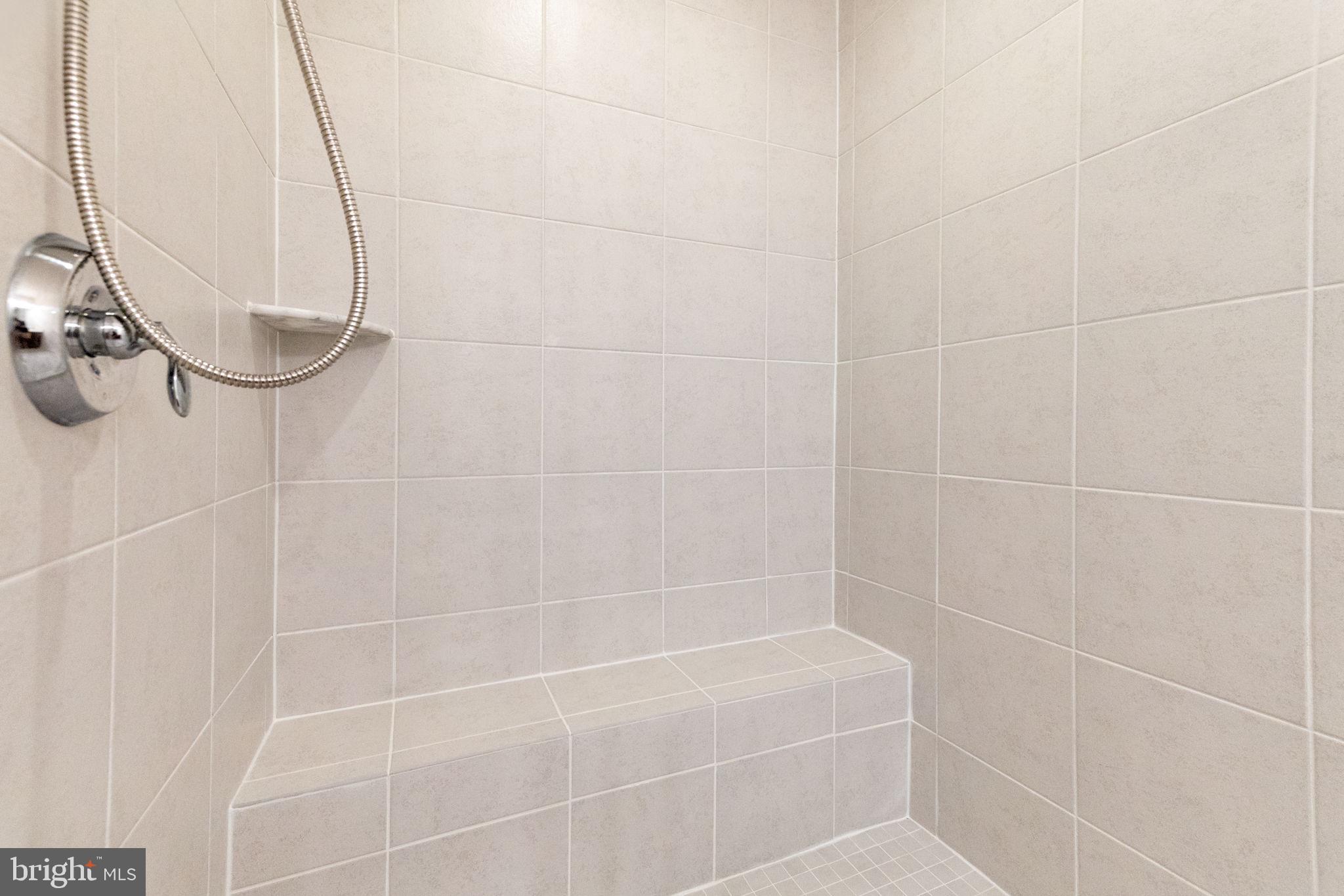 BRADLEY SQUARE - Residential