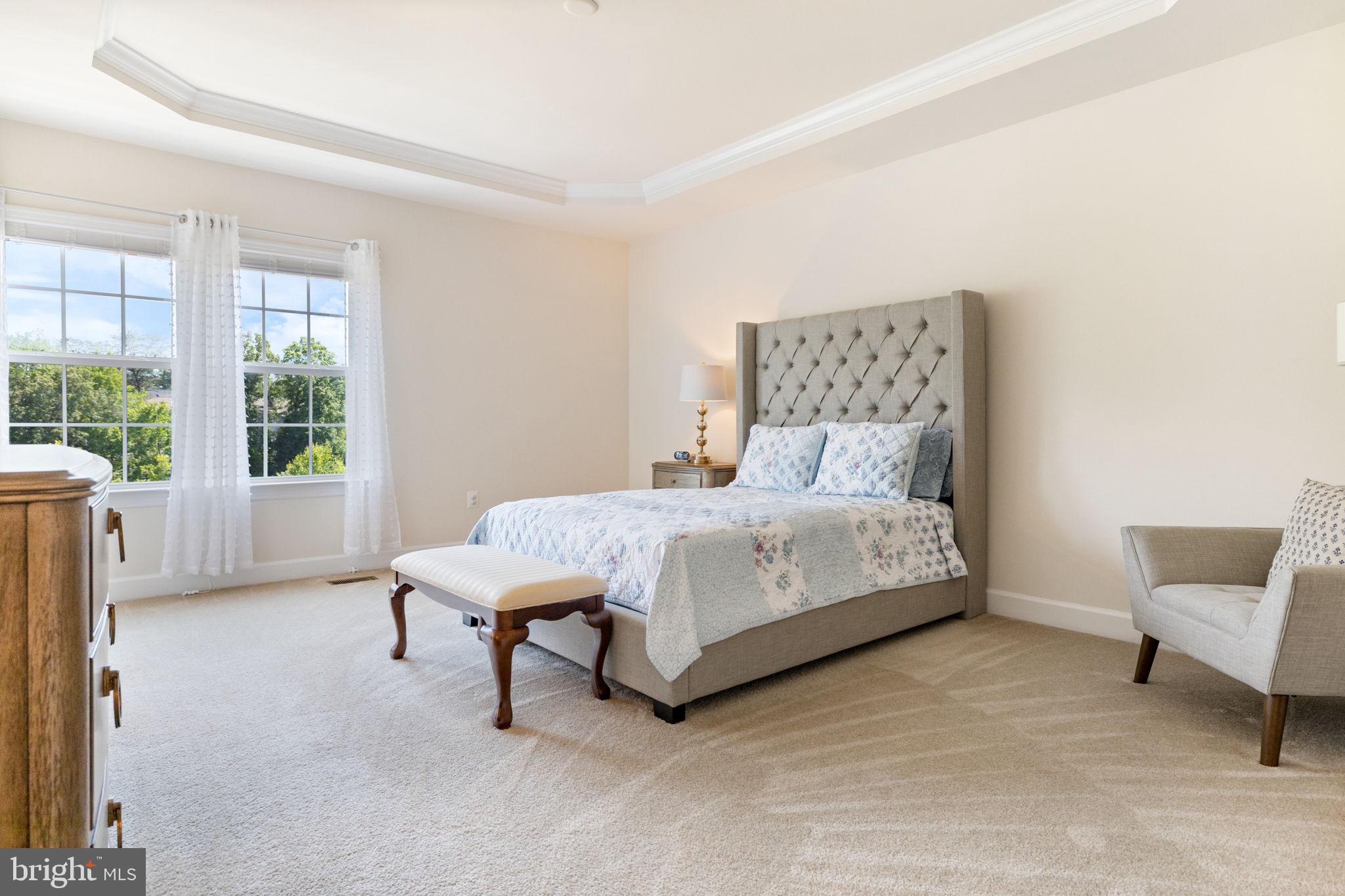 BRADLEY SQUARE - Residential