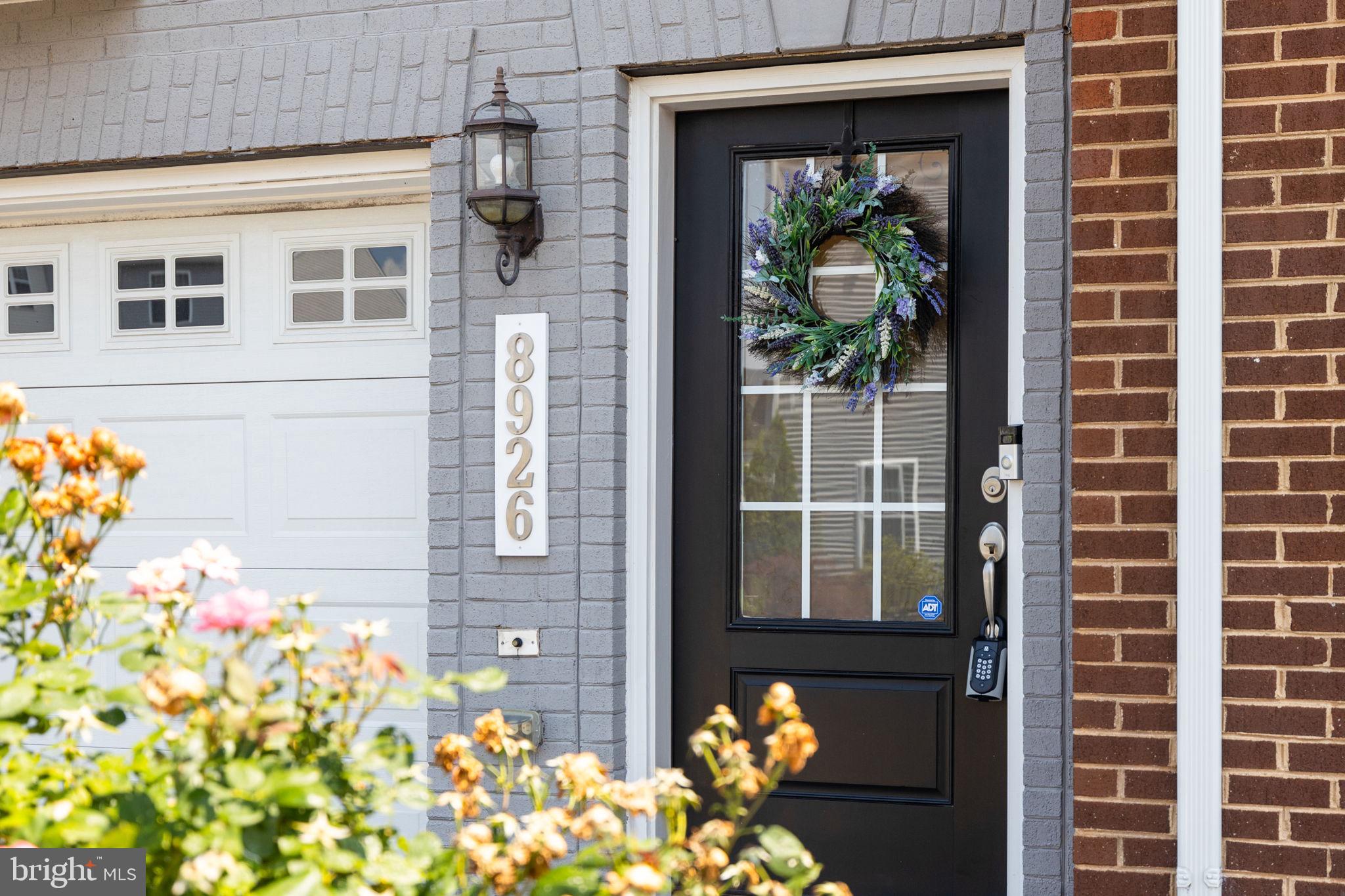 BRADLEY SQUARE - Residential