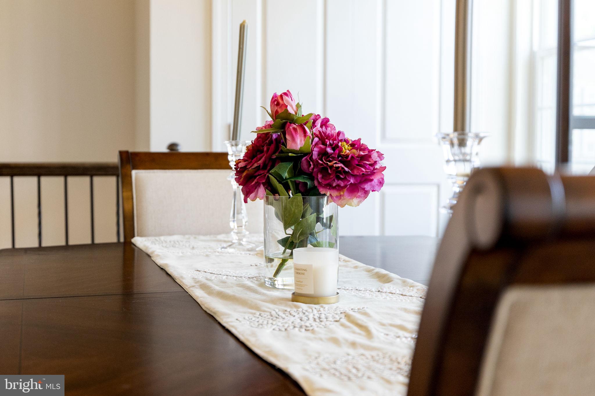 BRADLEY SQUARE - Residential