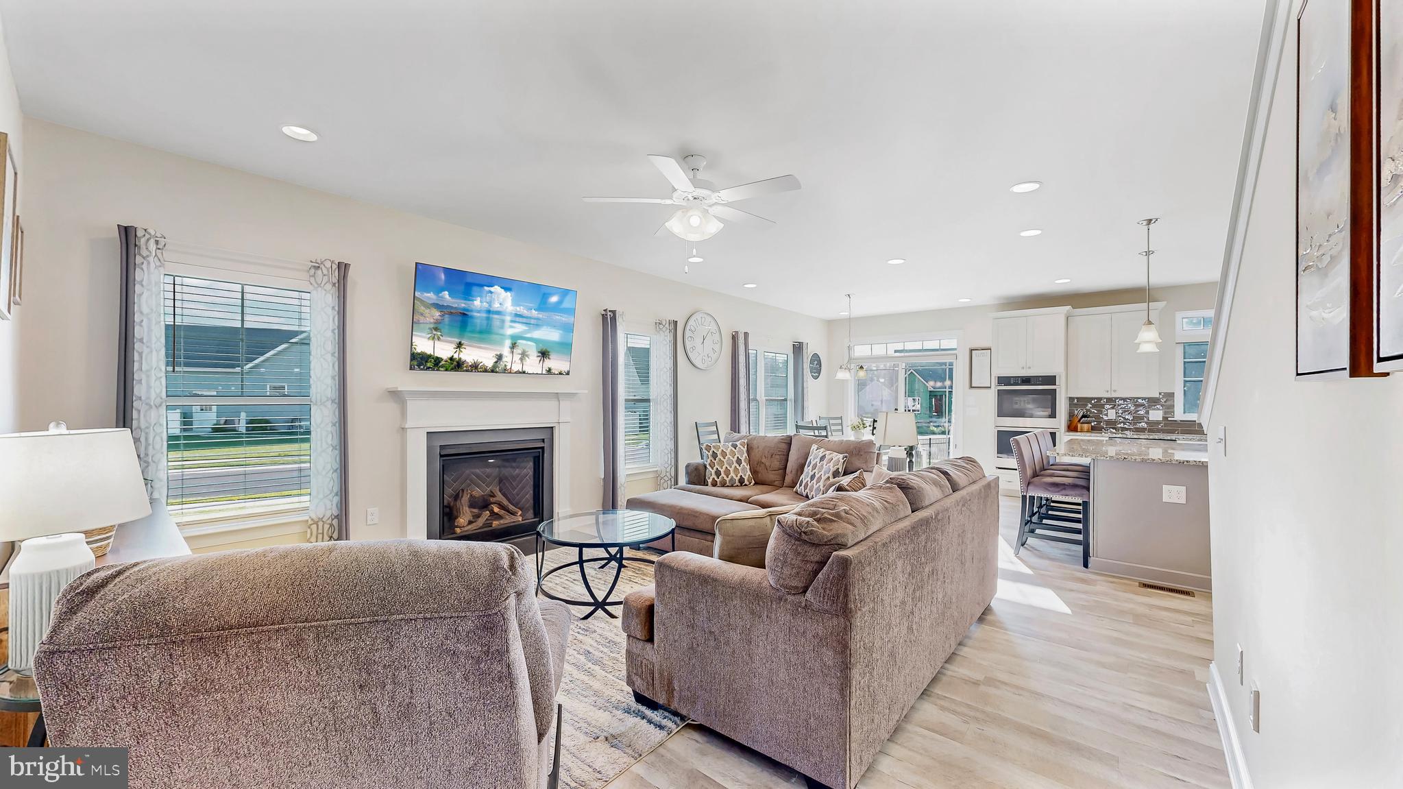 594 HORSE TRAIL LANE