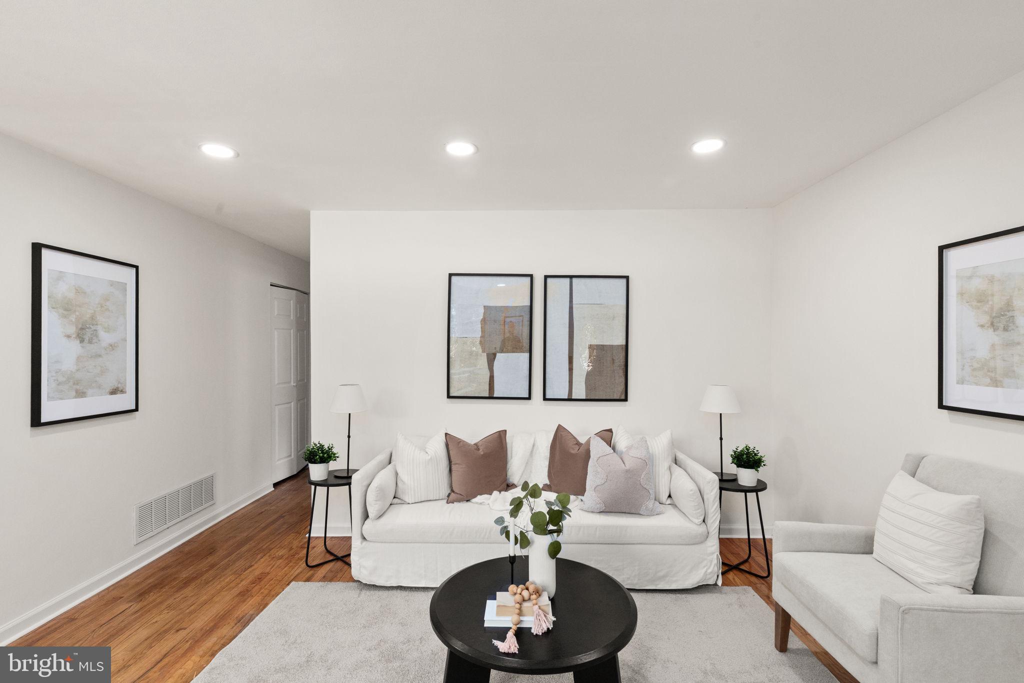 MOUNT WASHINGTON - Residential