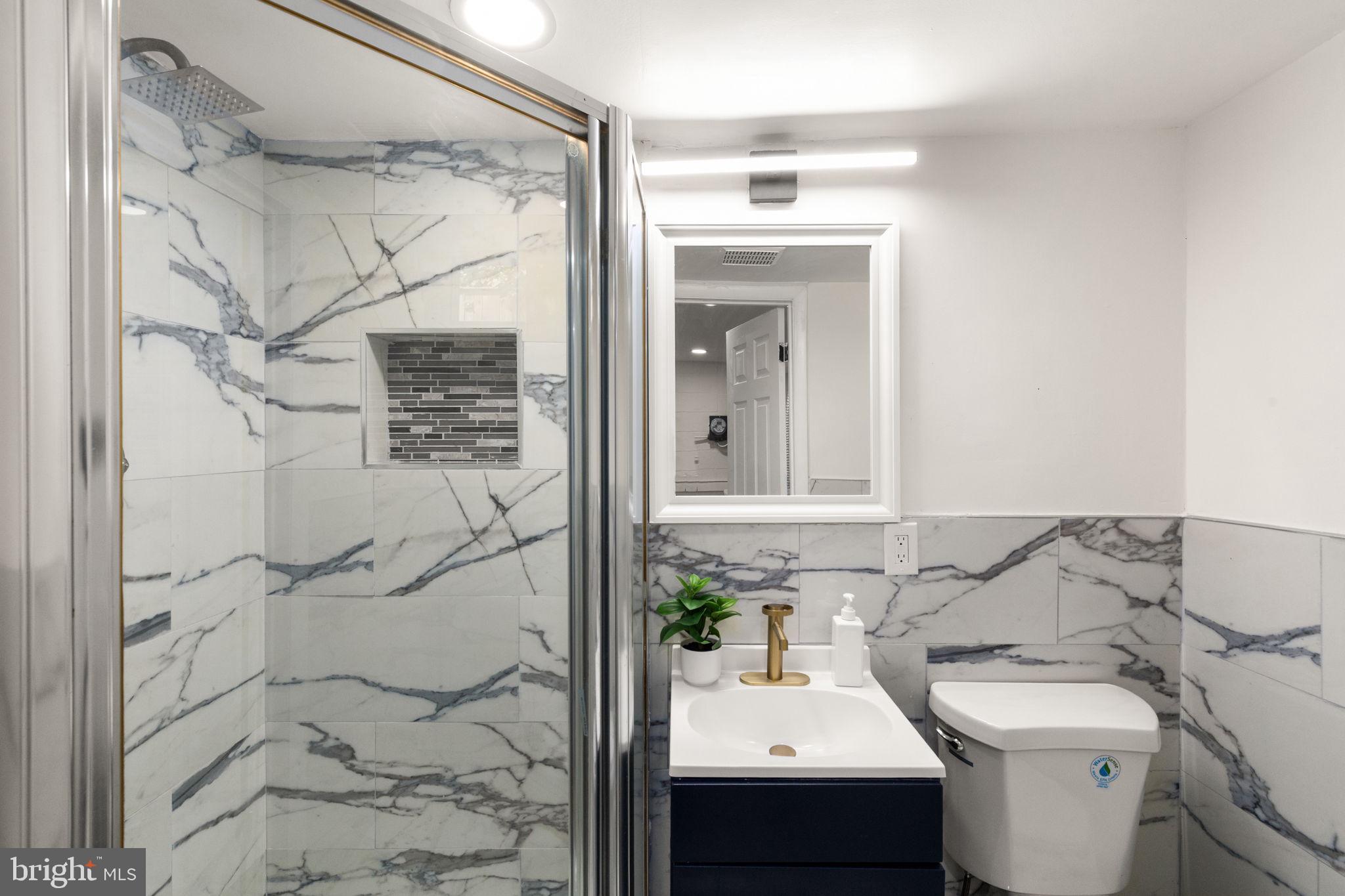 MOUNT WASHINGTON - Residential