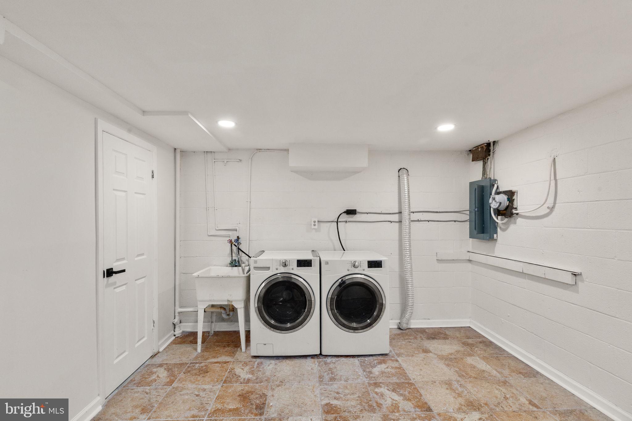 MOUNT WASHINGTON - Residential