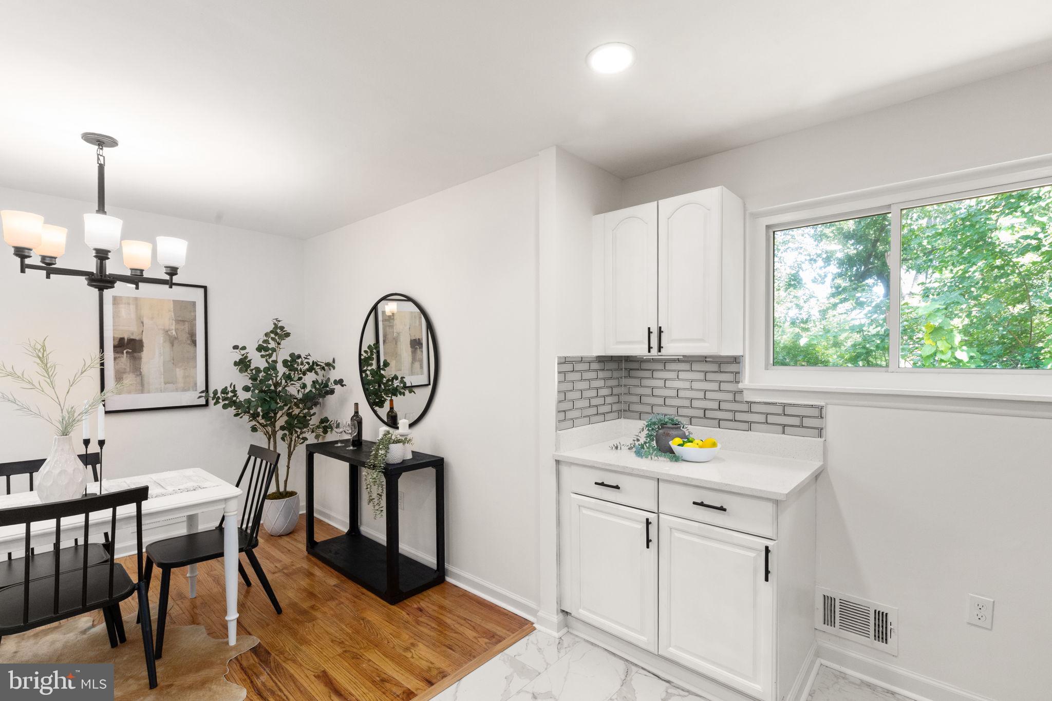MOUNT WASHINGTON - Residential