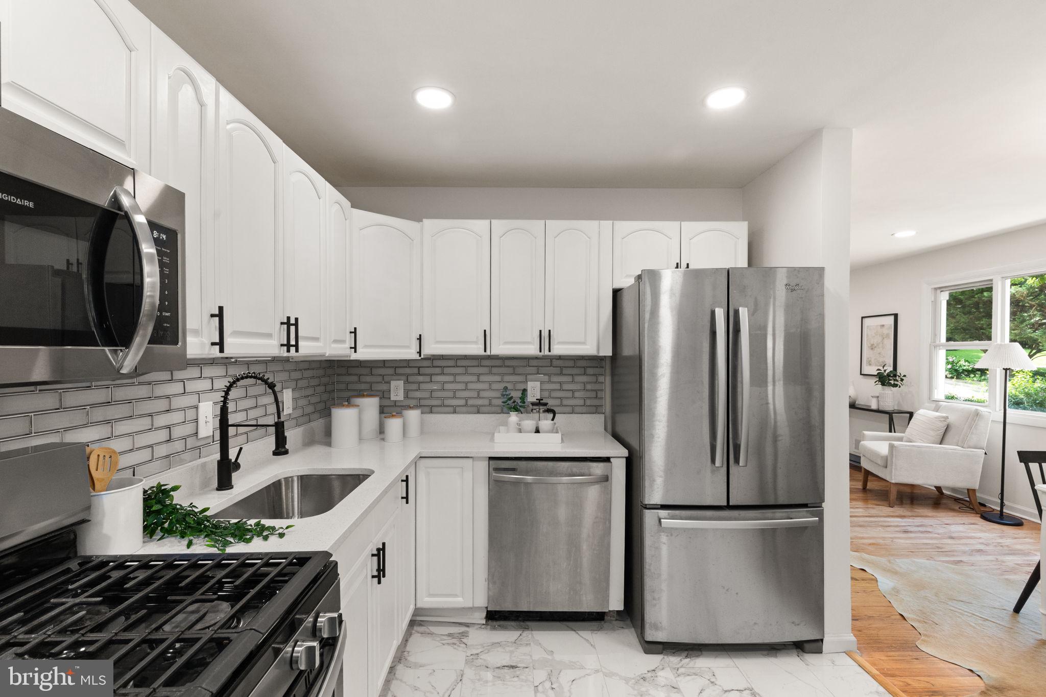 MOUNT WASHINGTON - Residential