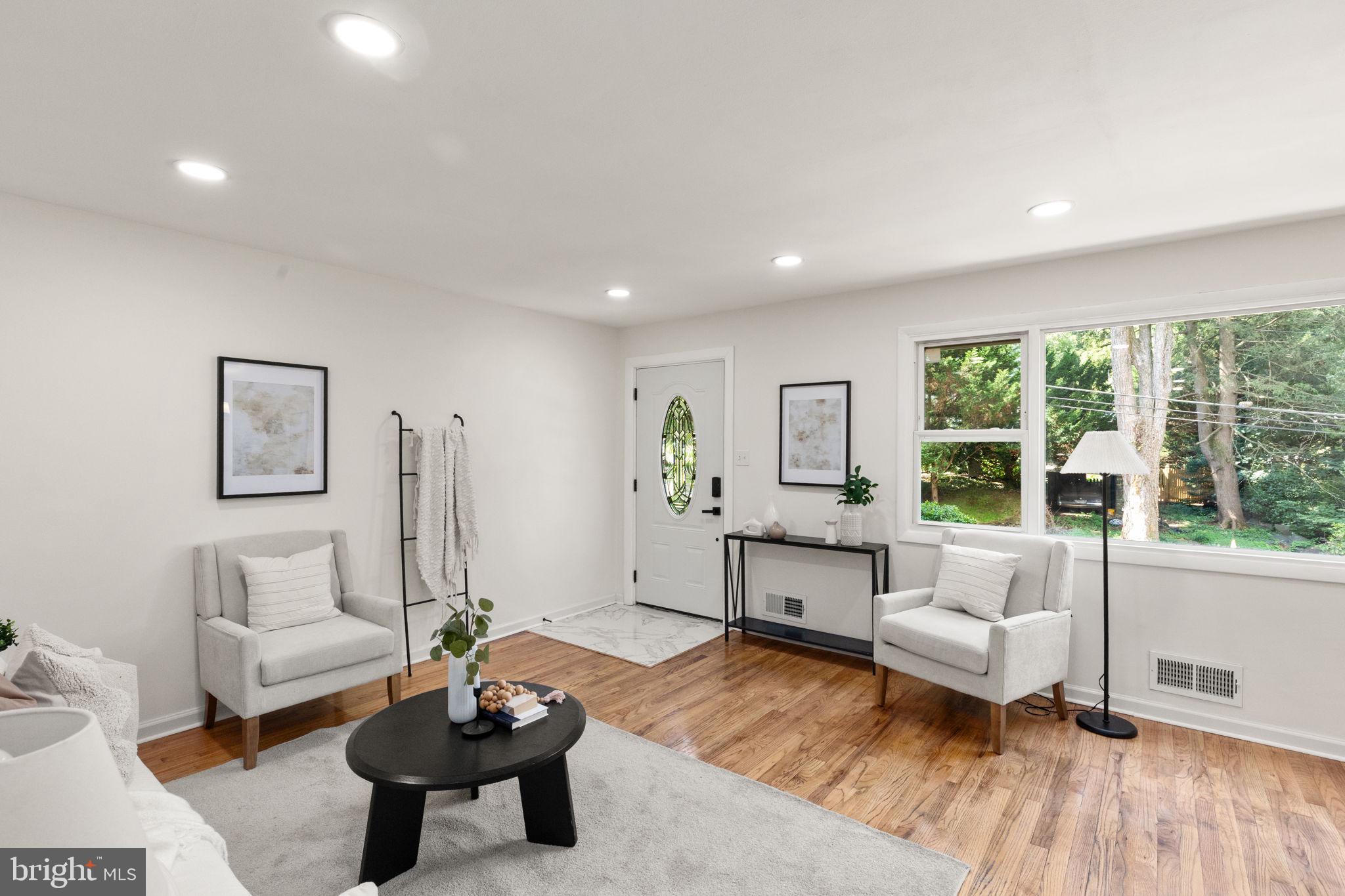 MOUNT WASHINGTON - Residential