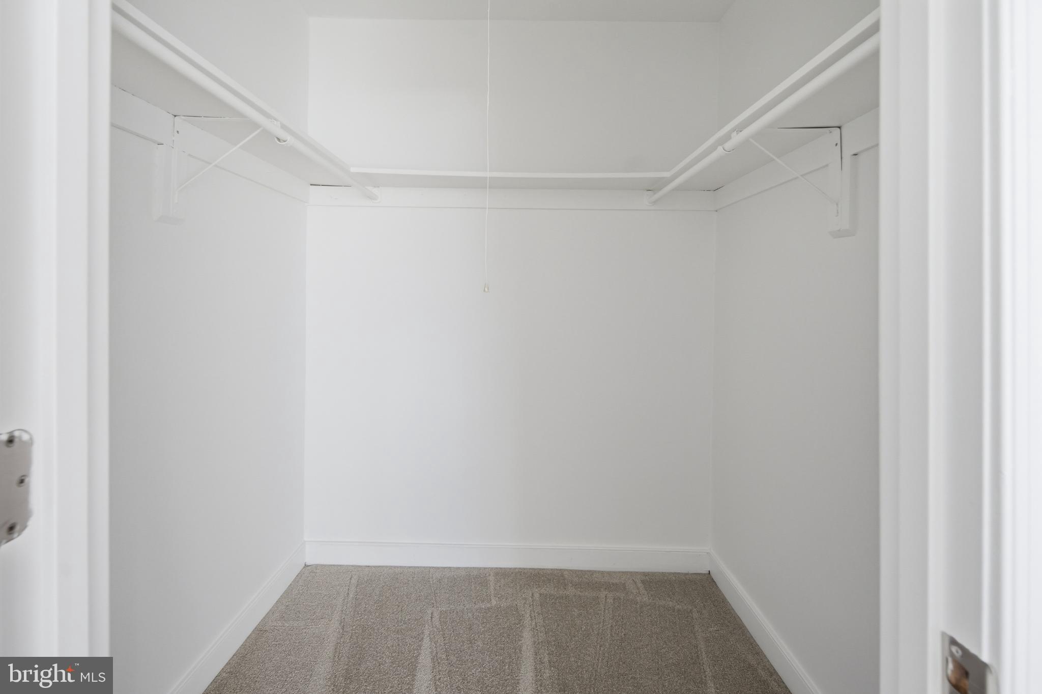 HERITAGE COURT - Residential