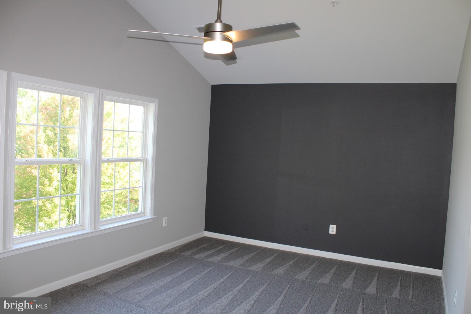 WHISPERING RIDGE - Residential