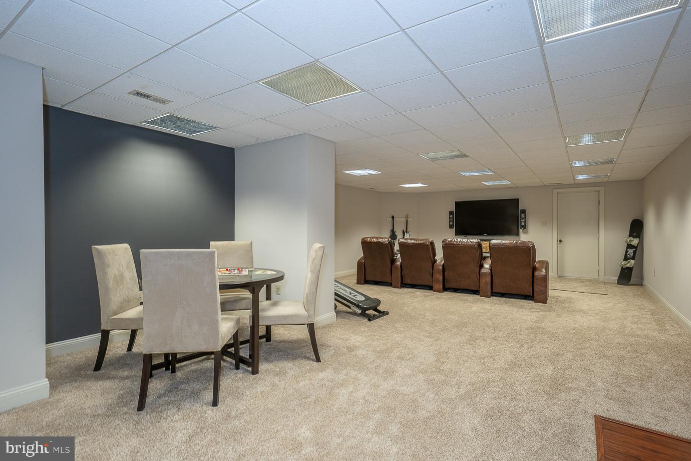 EST AT MILL CREEK - Residential