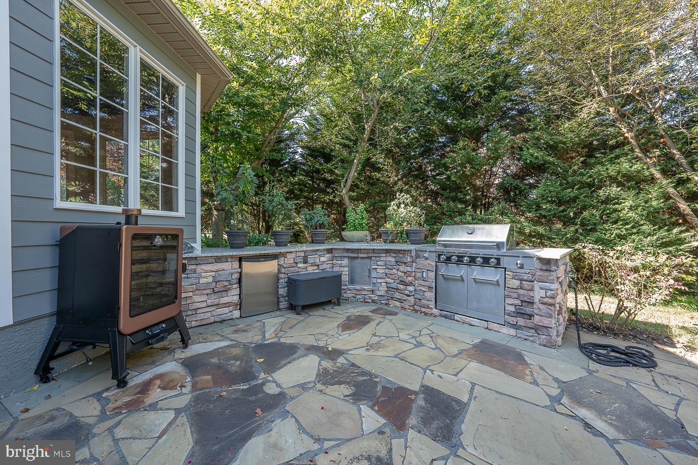 EST AT MILL CREEK - Residential