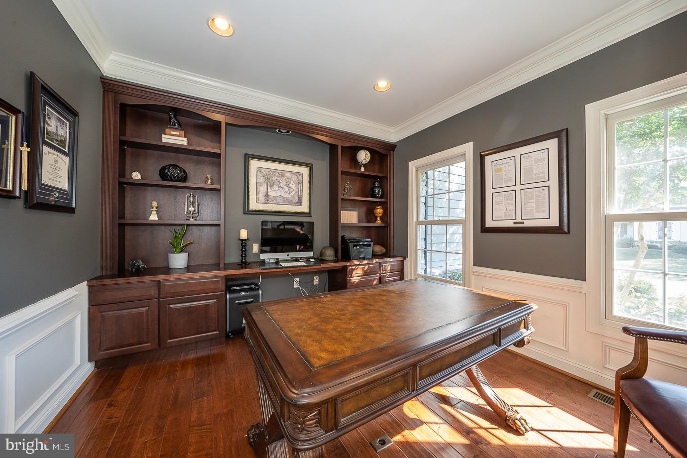 EST AT MILL CREEK - Residential