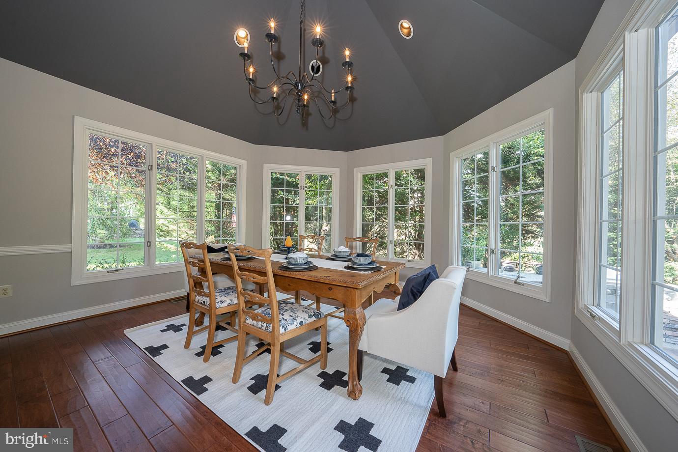 EST AT MILL CREEK - Residential