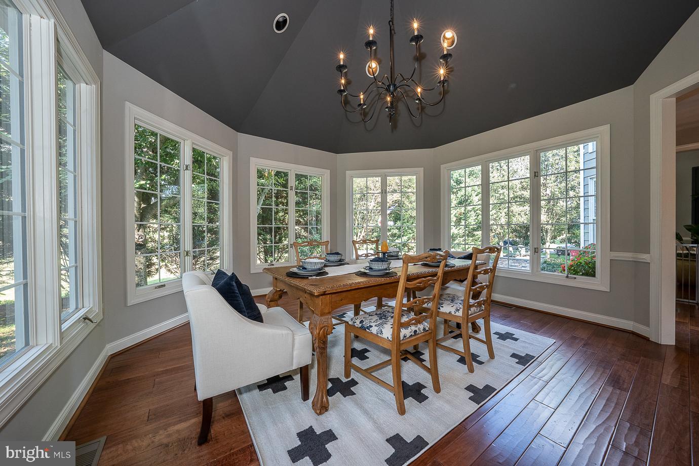 EST AT MILL CREEK - Residential