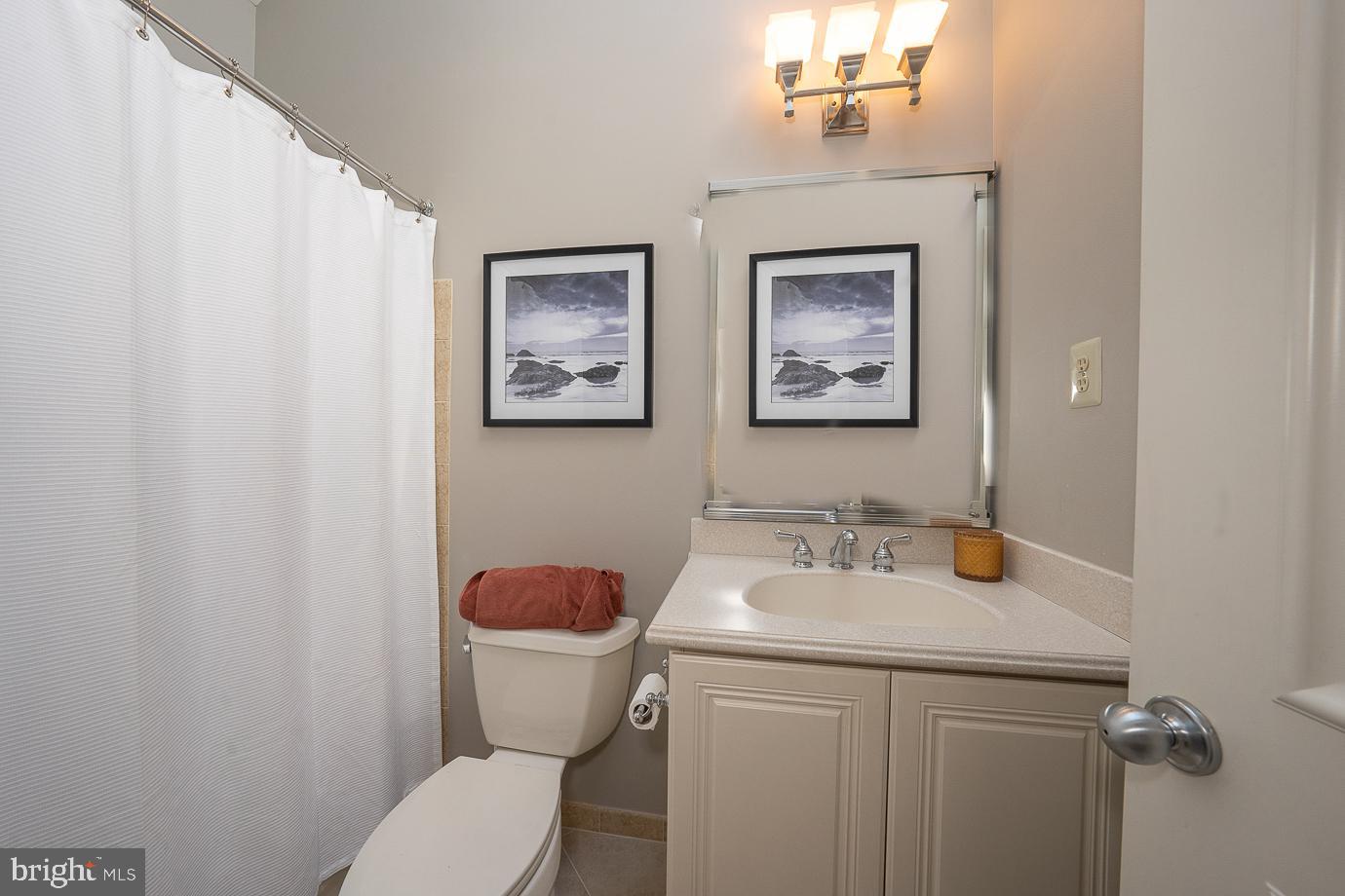 EST AT MILL CREEK - Residential