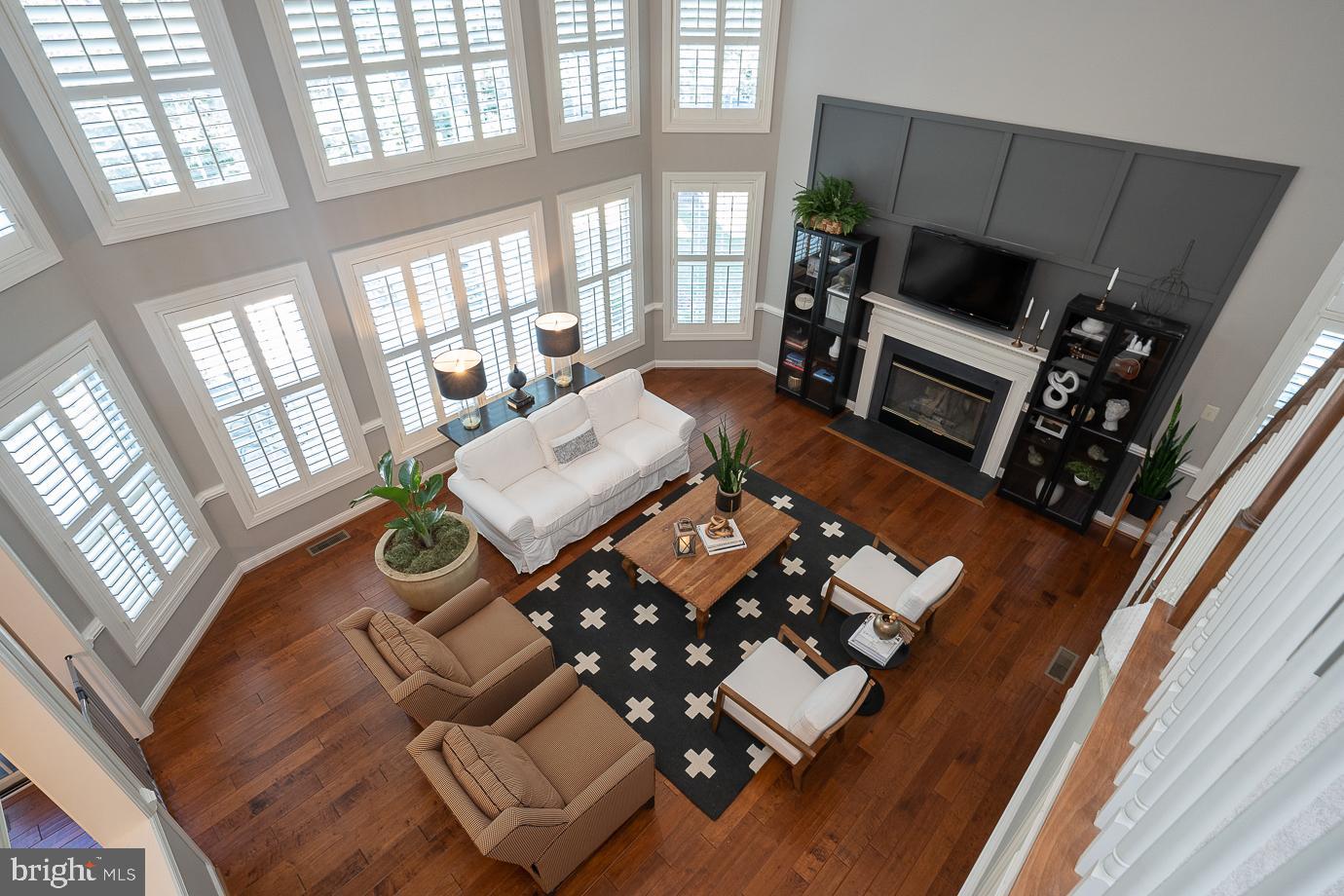 EST AT MILL CREEK - Residential