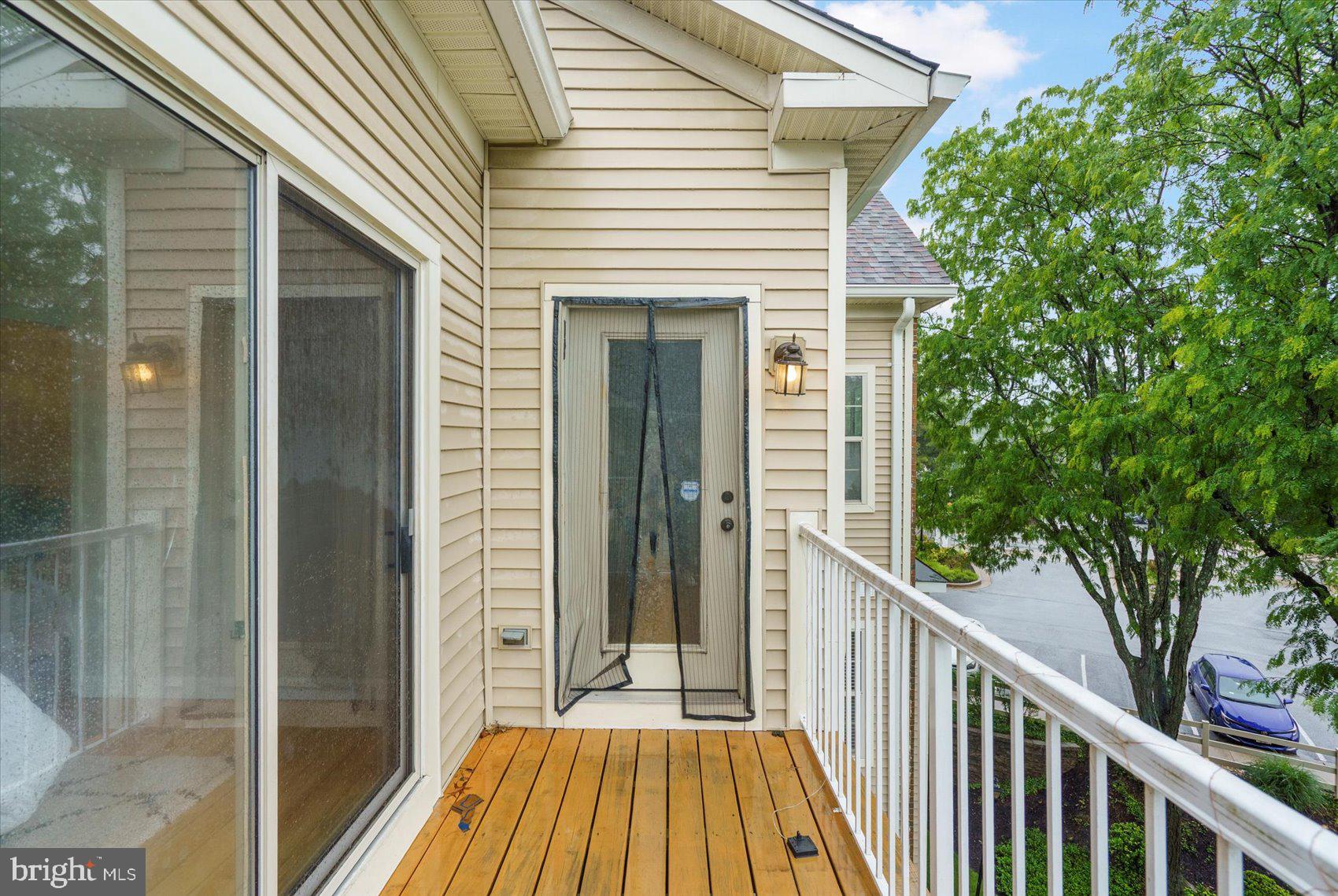 FALLS GABLE - Residential