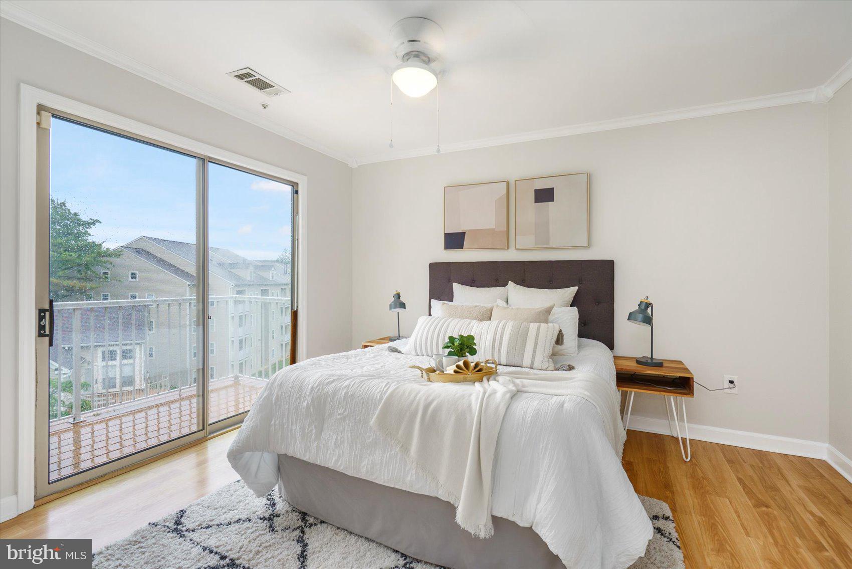 FALLS GABLE - Residential